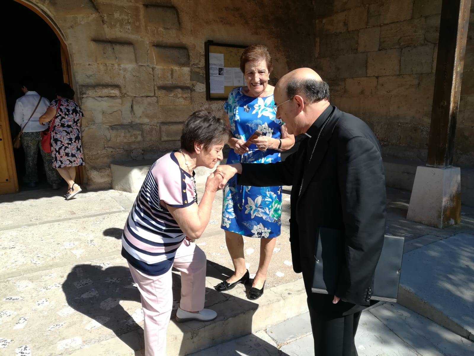 El arzobispo visita la parroquia de Castrillo de la Vega 5 castrillo de la vega 6