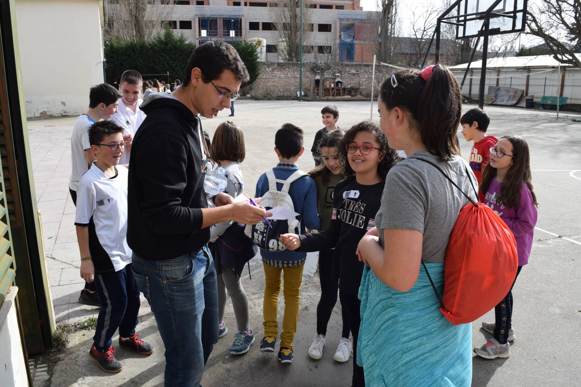 De la vocación a la misión pasando por la eucaristía 3 catequesis vem_30