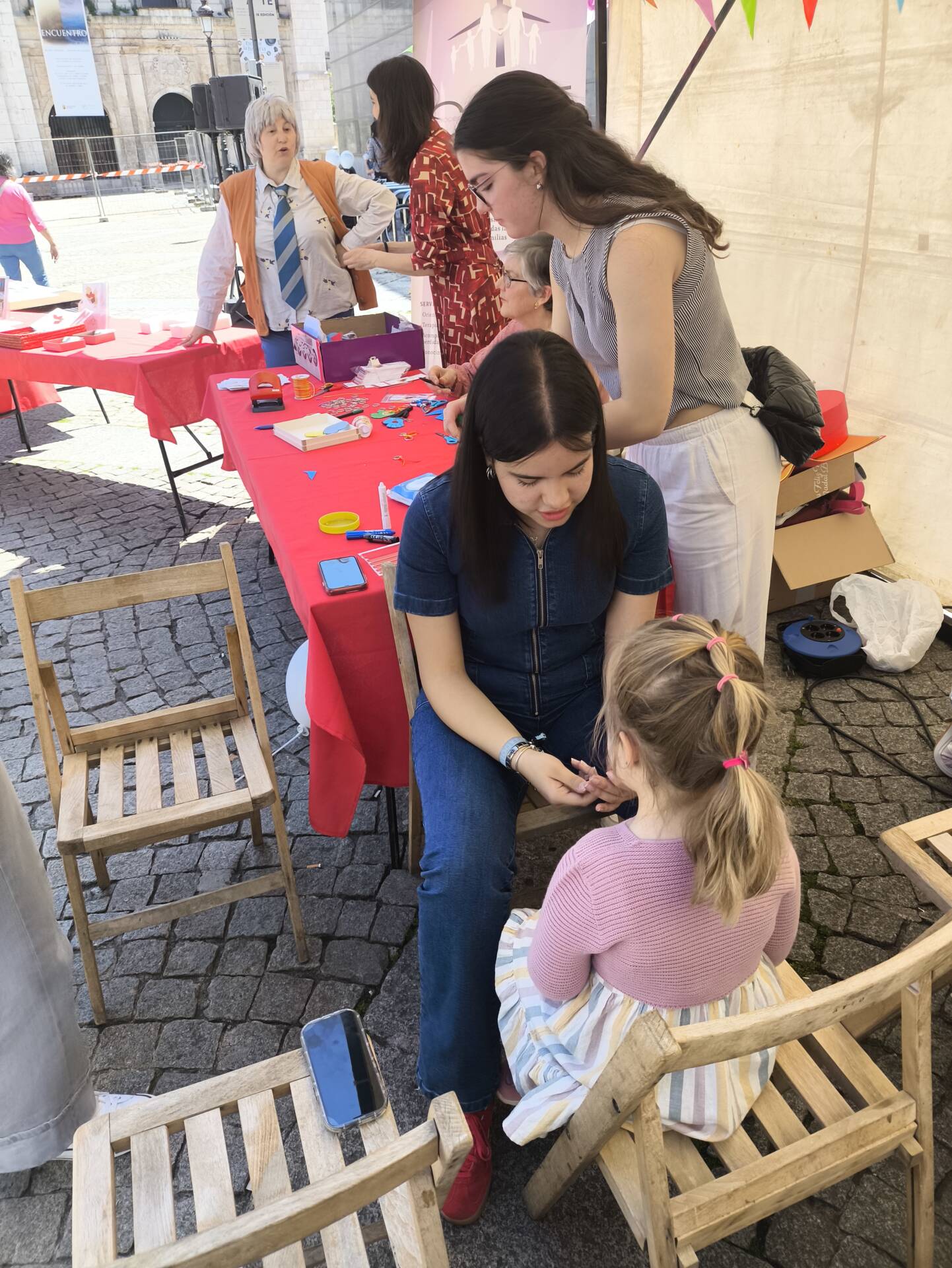 El COF participa en la Feria de las Familias de Burgos 2 El COF participa en la Feria de las Familias de Burgos