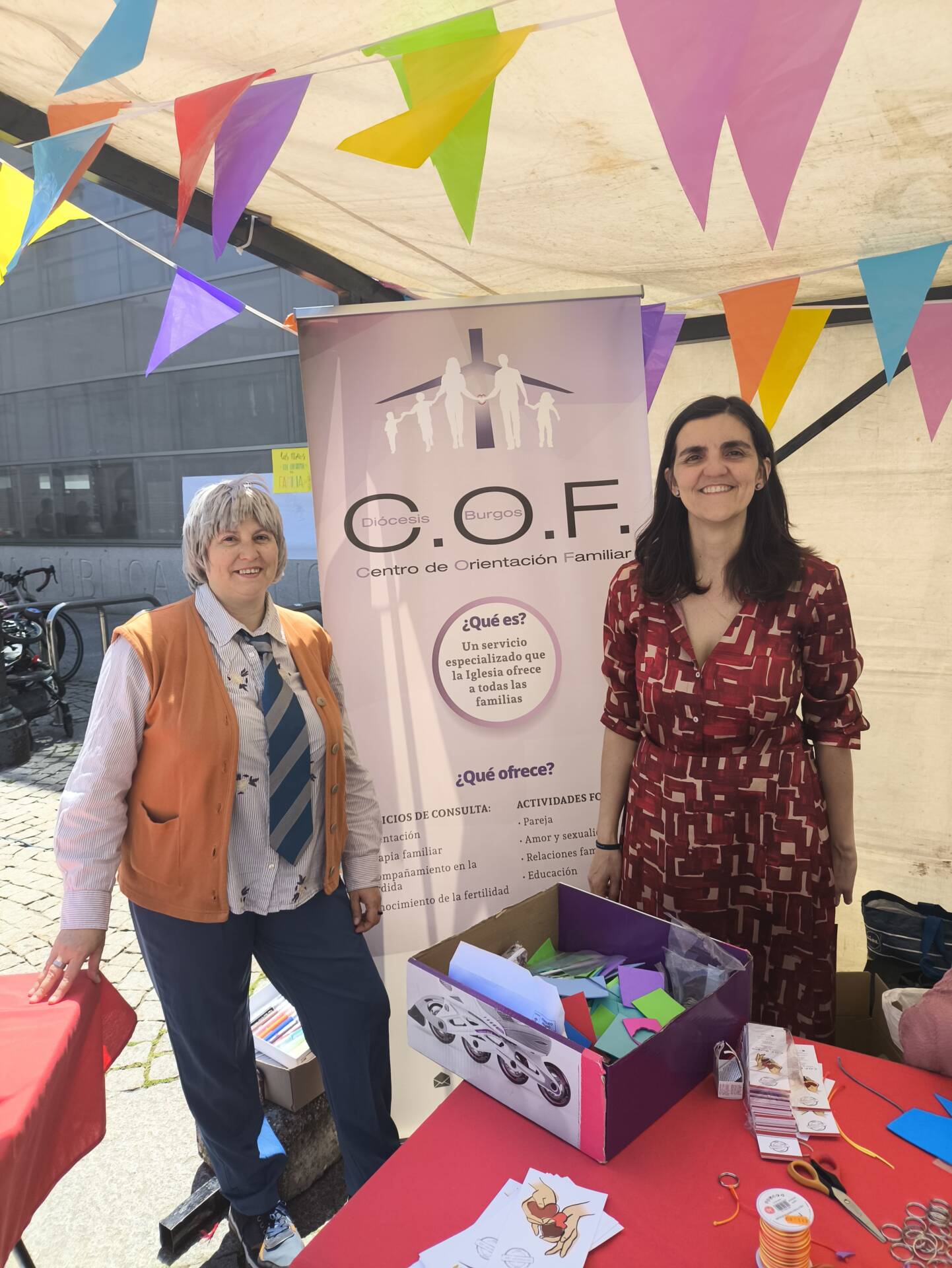 El COF participa en la Feria de las Familias de Burgos 4 El COF participa en la Feria de las Familias de Burgos