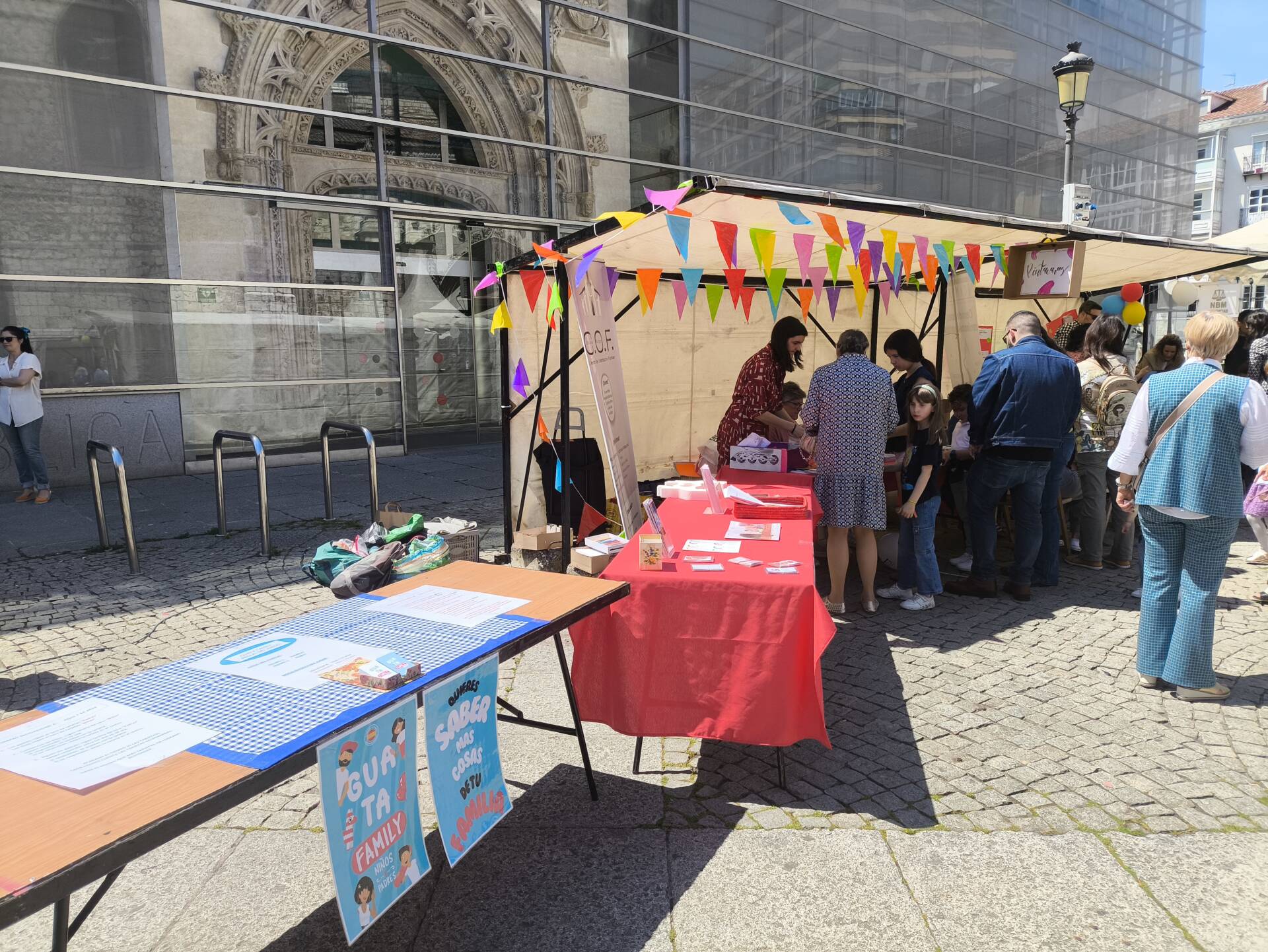 El COF participa en la Feria de las Familias de Burgos 3 El COF participa en la Feria de las Familias de Burgos