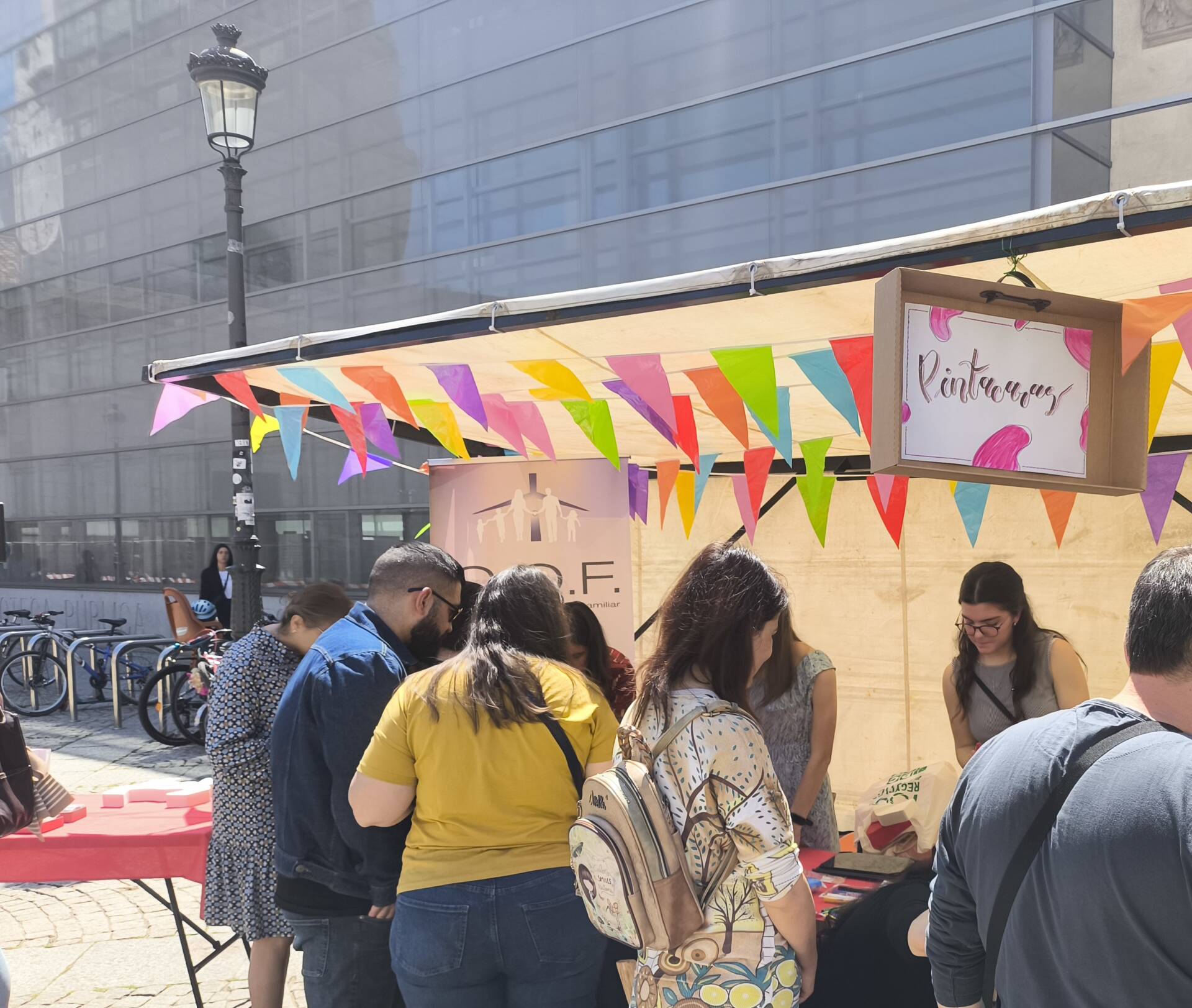 El COF participa en la Feria de las Familias de Burgos 11 El COF participa en la Feria de las Familias de Burgos