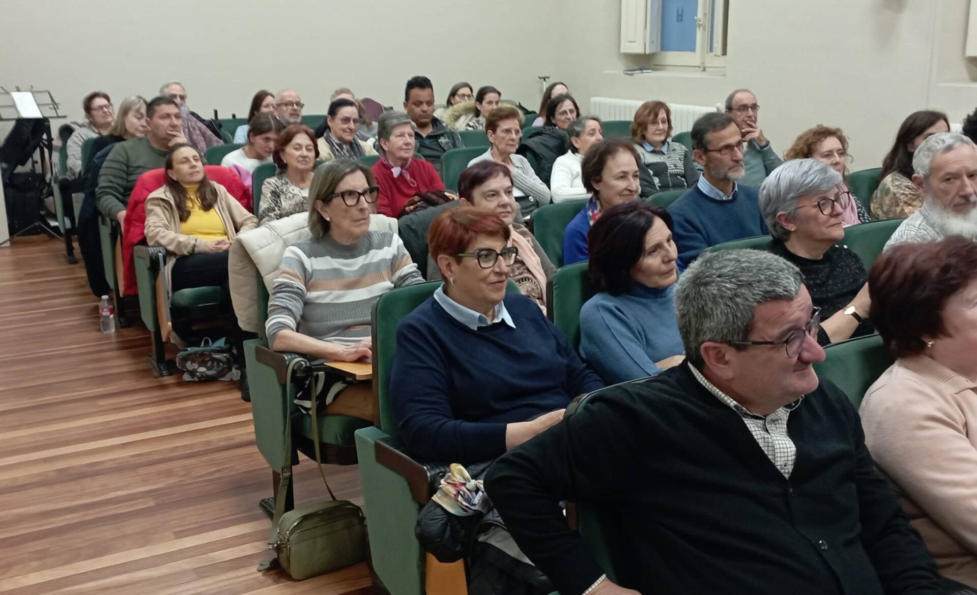 «El primer anuncio exige salir y buscar a las personas allí donde están» 3 charla-pacho-bermeo-primer-anuncio-burgos_00005