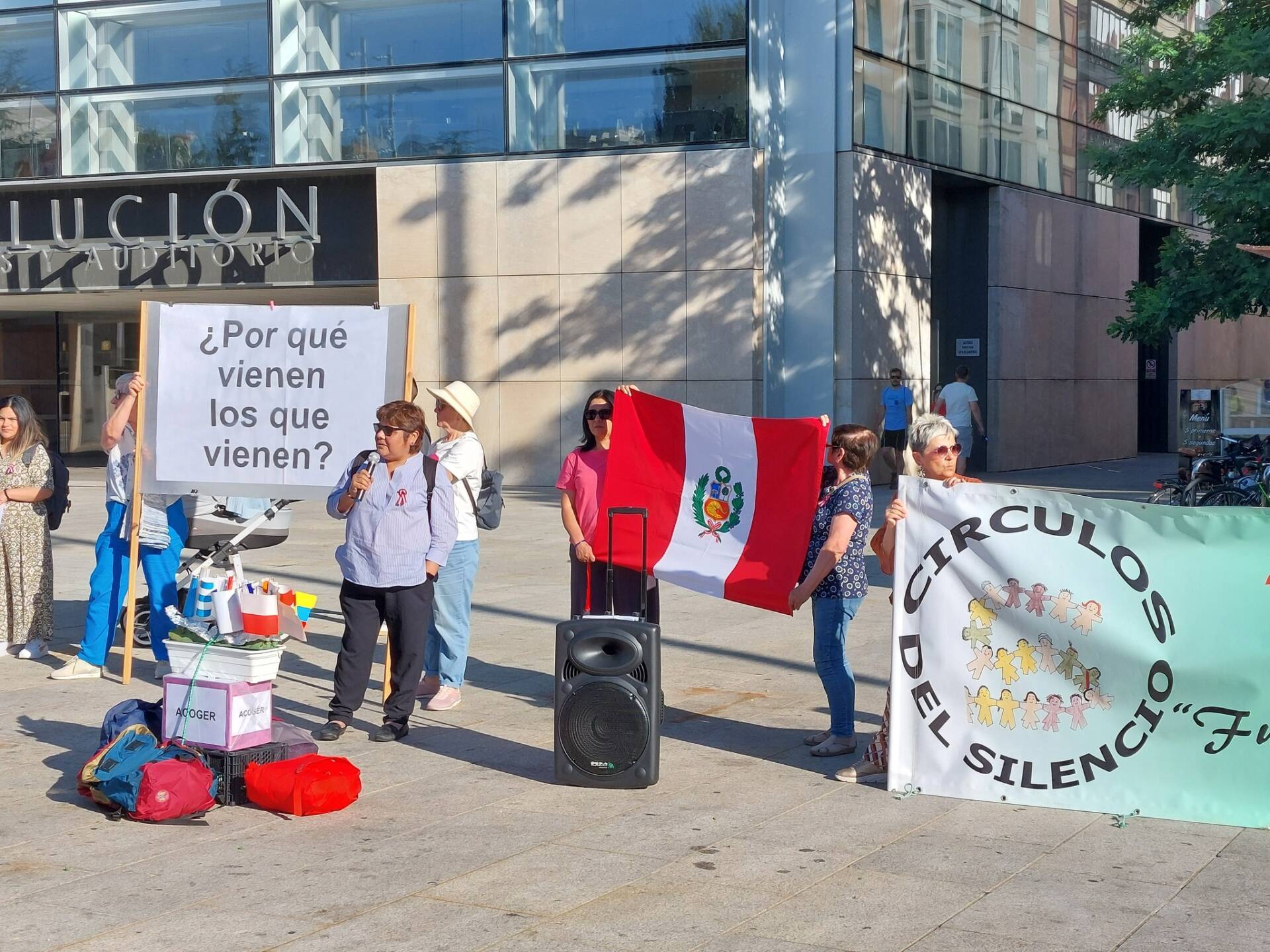 «¿Por qué vienen los que vienen?», eje del último Círculo de Silencio del curso 1 circulo-silencio-julio-24_01