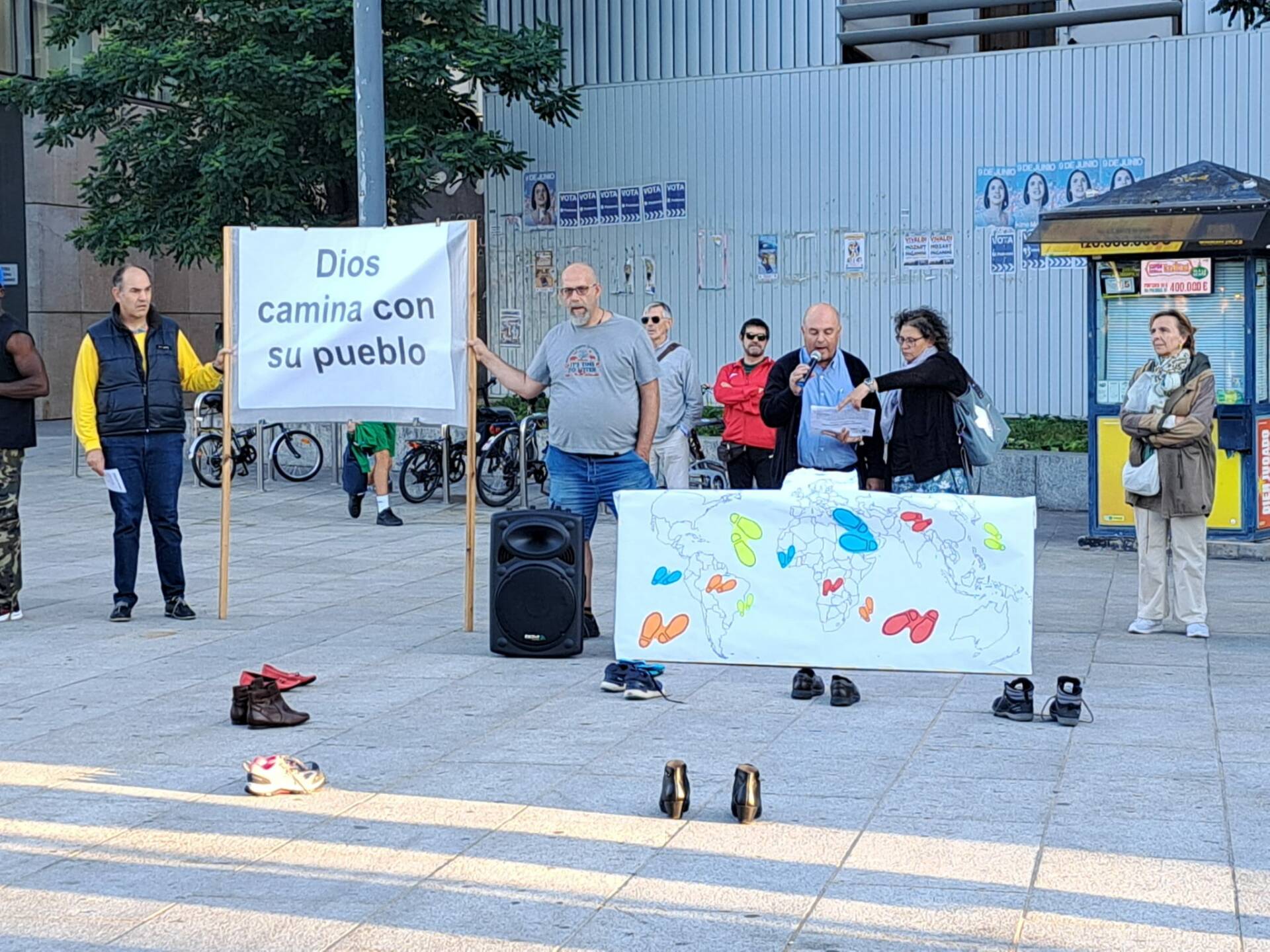 El Círculo de Silencio reclama «seguir caminando juntos» 1 circulo-silencio-sept-24_01