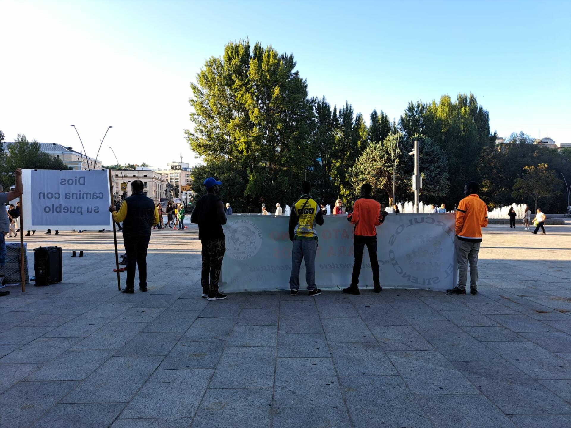 El Círculo de Silencio reclama «seguir caminando juntos» 6 circulo-silencio-sept-24_09