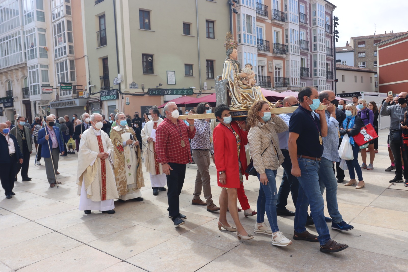 Santa María la Mayor volvió a la calle 2 cofradias santa maria la mayor calle