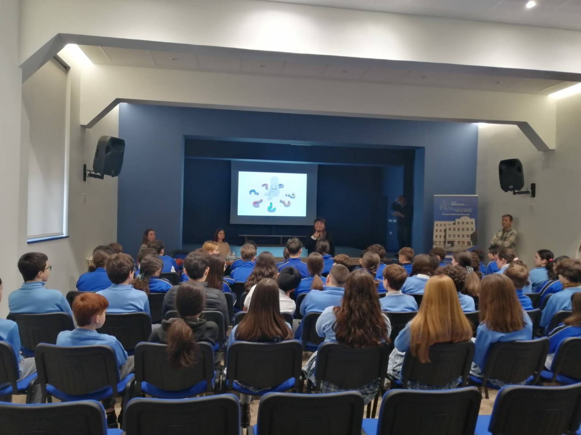 El colegio Vera Cruz de Aranda profundiza en la realidad migrante 3 colegio-vera-cruz-aranda-profundiza-realidad-migrante_02