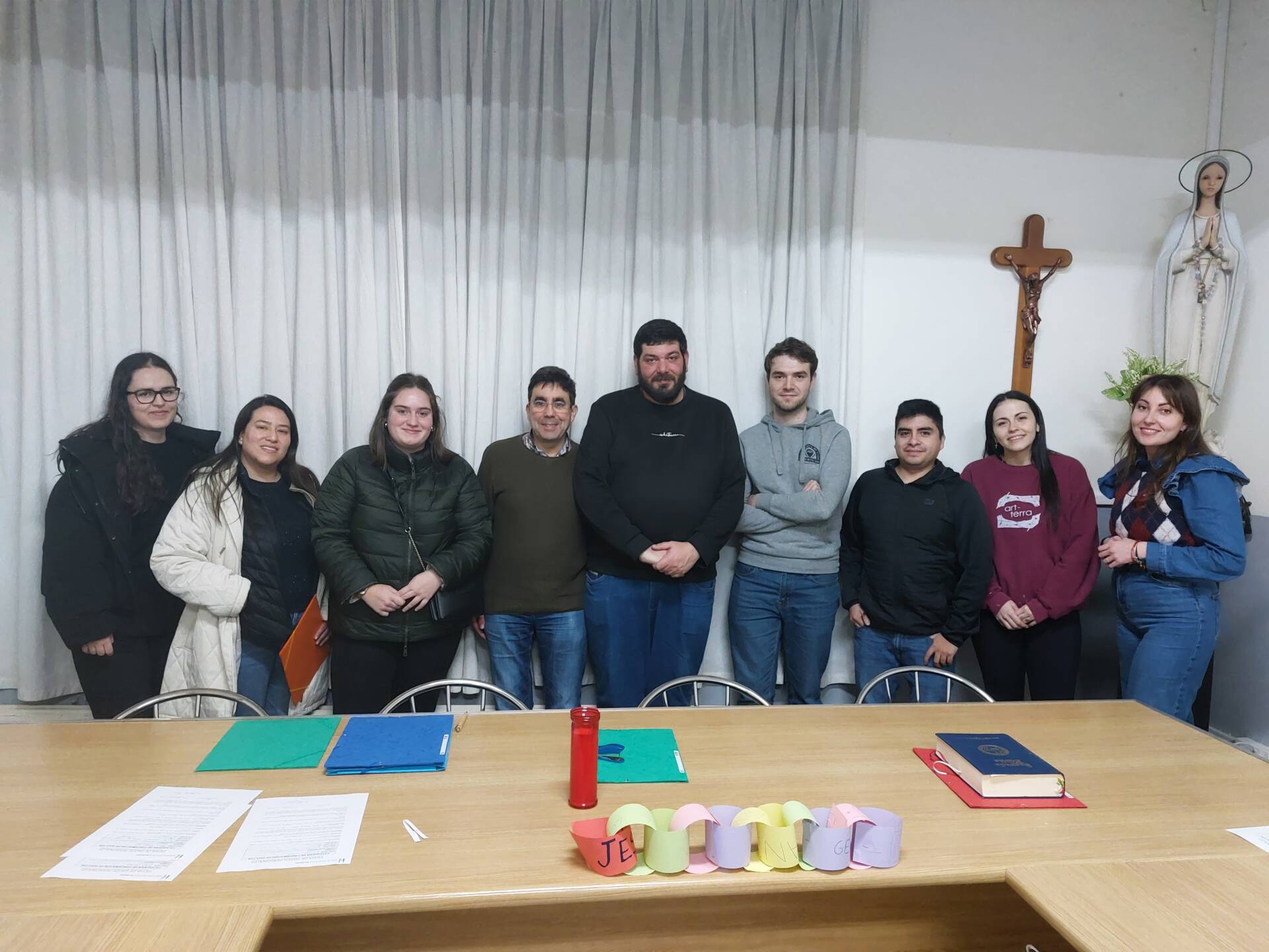 Comienza la catequesis de confirmación de adultos en Burgos, Aranda y Miranda 1 comienza-catequesis-confirmacion-adultos-burgos-aranda-miranda_01