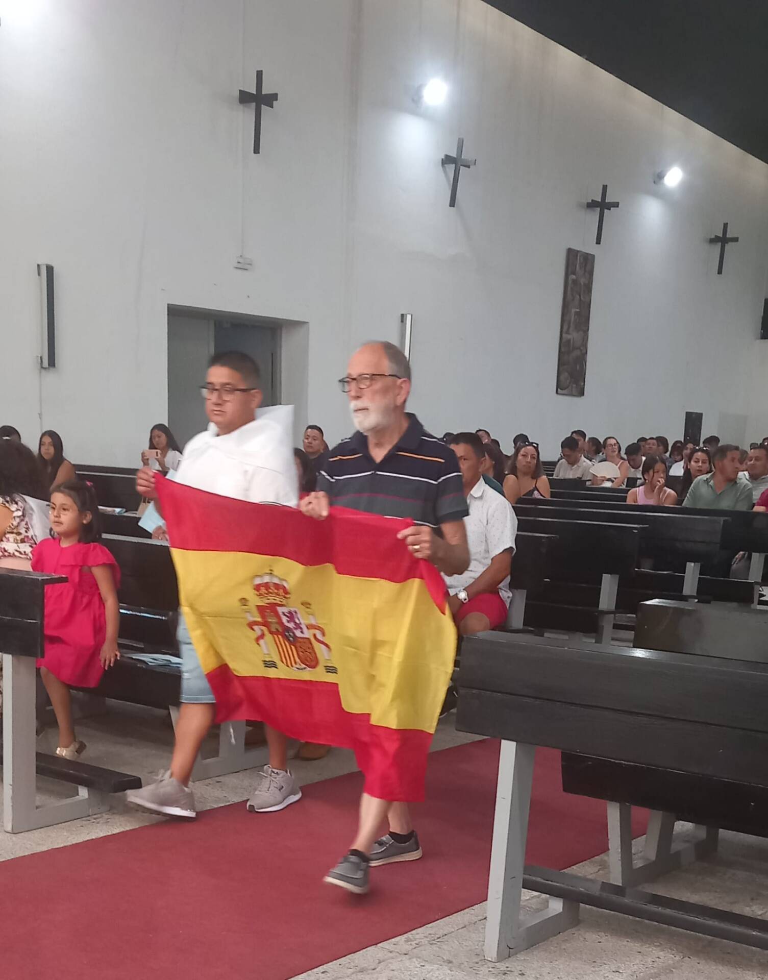 Las comunidades ecuatorianas celebran a la Virgen del Cisne en Miranda y Aranda 7 comunidades-ecuatorianas-virgen-cisne-miranda_07