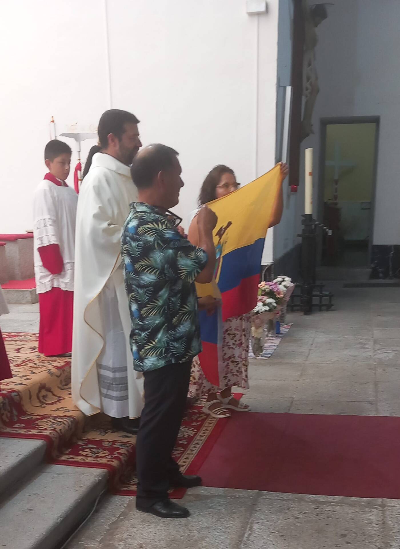 Las comunidades ecuatorianas celebran a la Virgen del Cisne en Miranda y Aranda 8 comunidades-ecuatorianas-virgen-cisne-miranda_08
