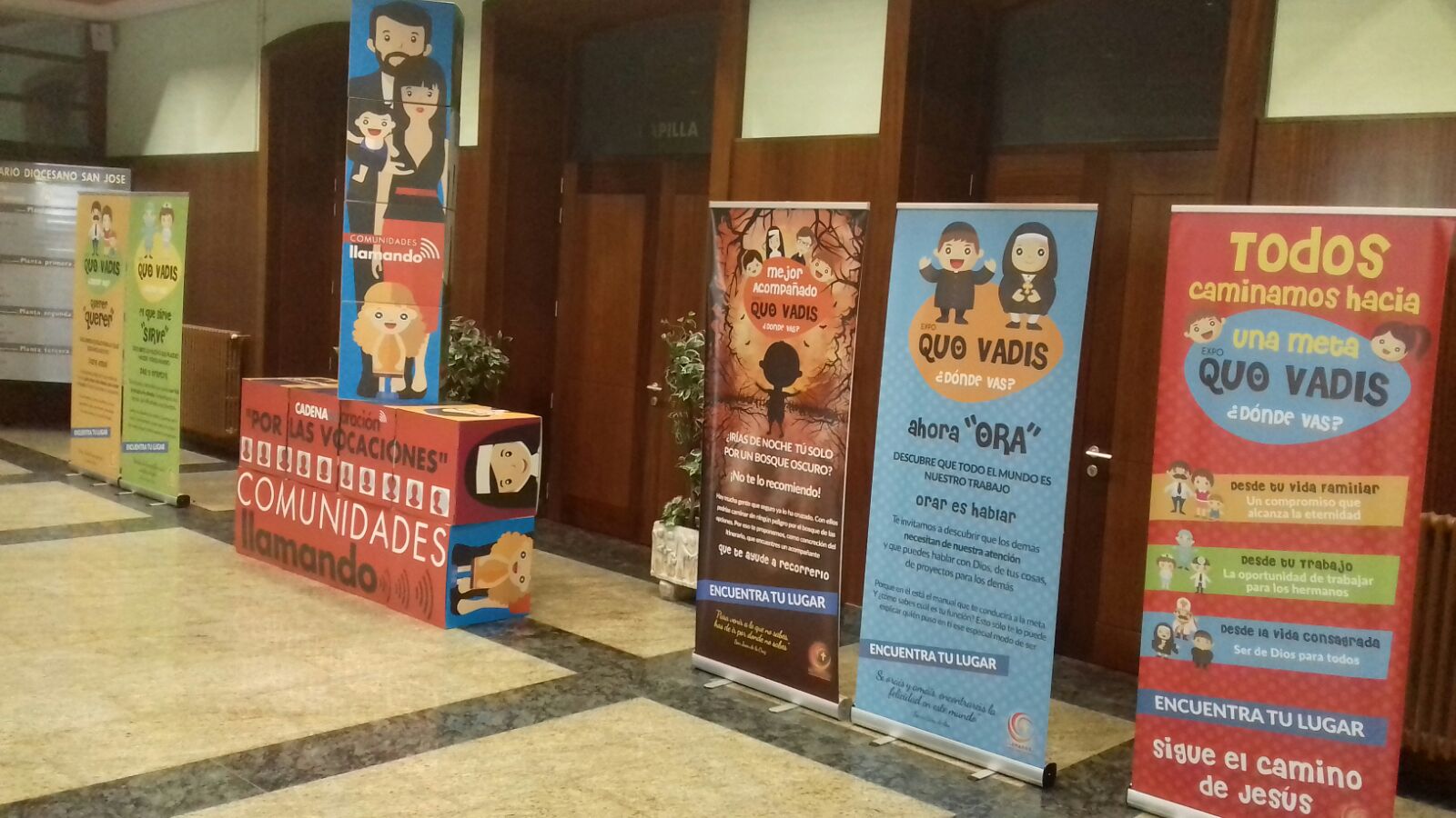 Comunidades que rezan y promueven la cultura vocacional 2 comunidades llamando