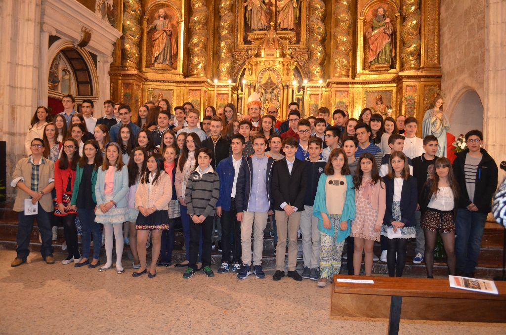 Jóvenes del arciprestazgo de Vega reciben el sacramento de la confirmación 1 confirmaciones-vega.jpg