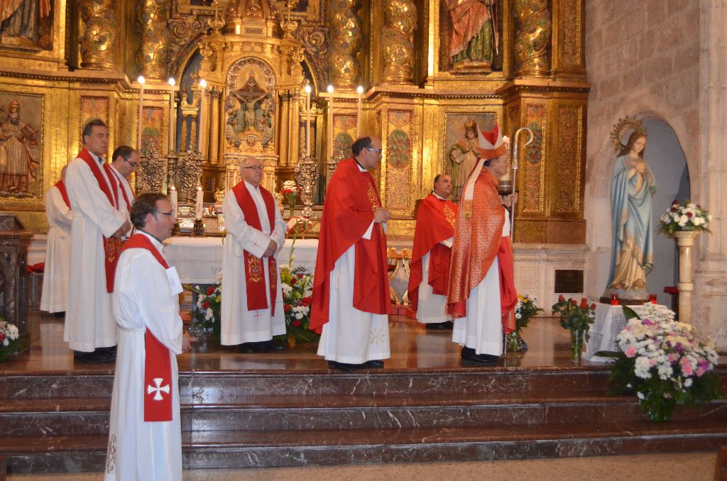 Jóvenes del arciprestazgo de Vega reciben el sacramento de la confirmación 2 confirmaciones.jpg