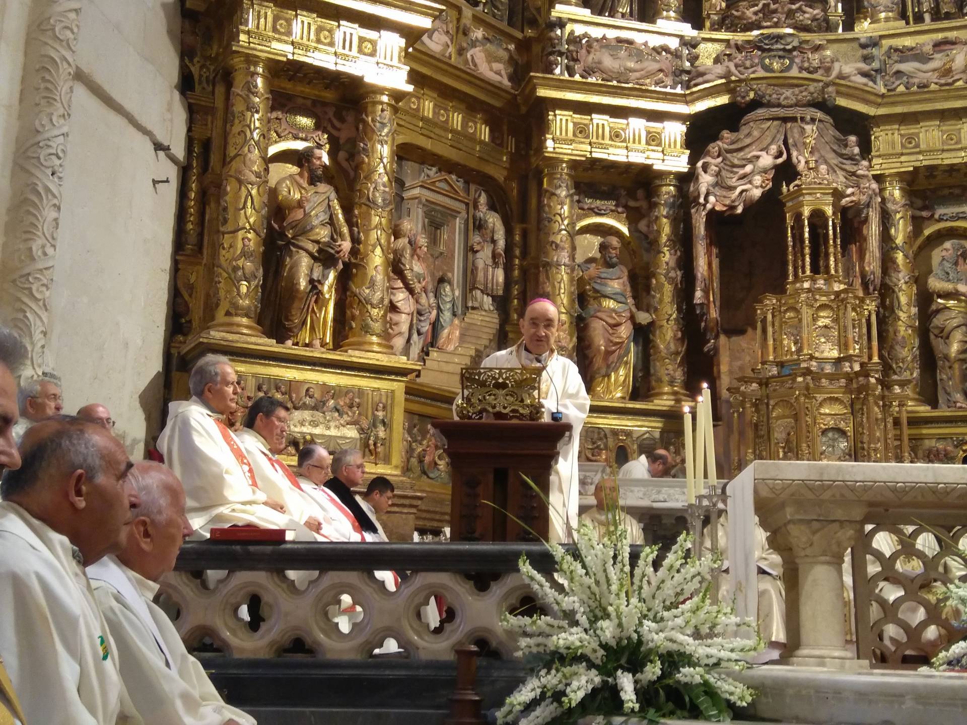 Burgos celebra el diálogo entre fe y cultura en el 797 cumpleaños de su catedral 3 conmemoracion 3