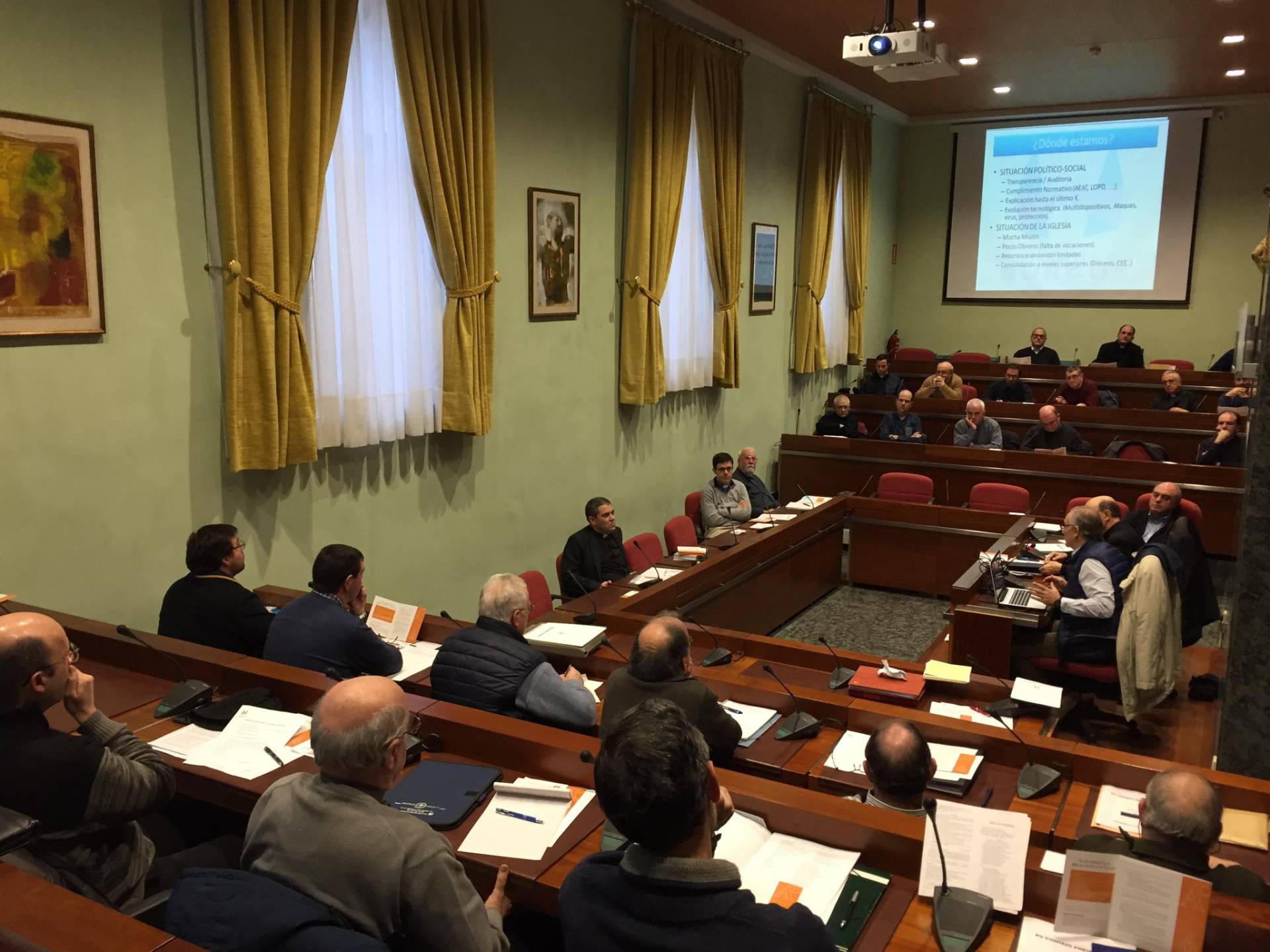 La reunión ha tenido lugar esta mañana en el Seminario.