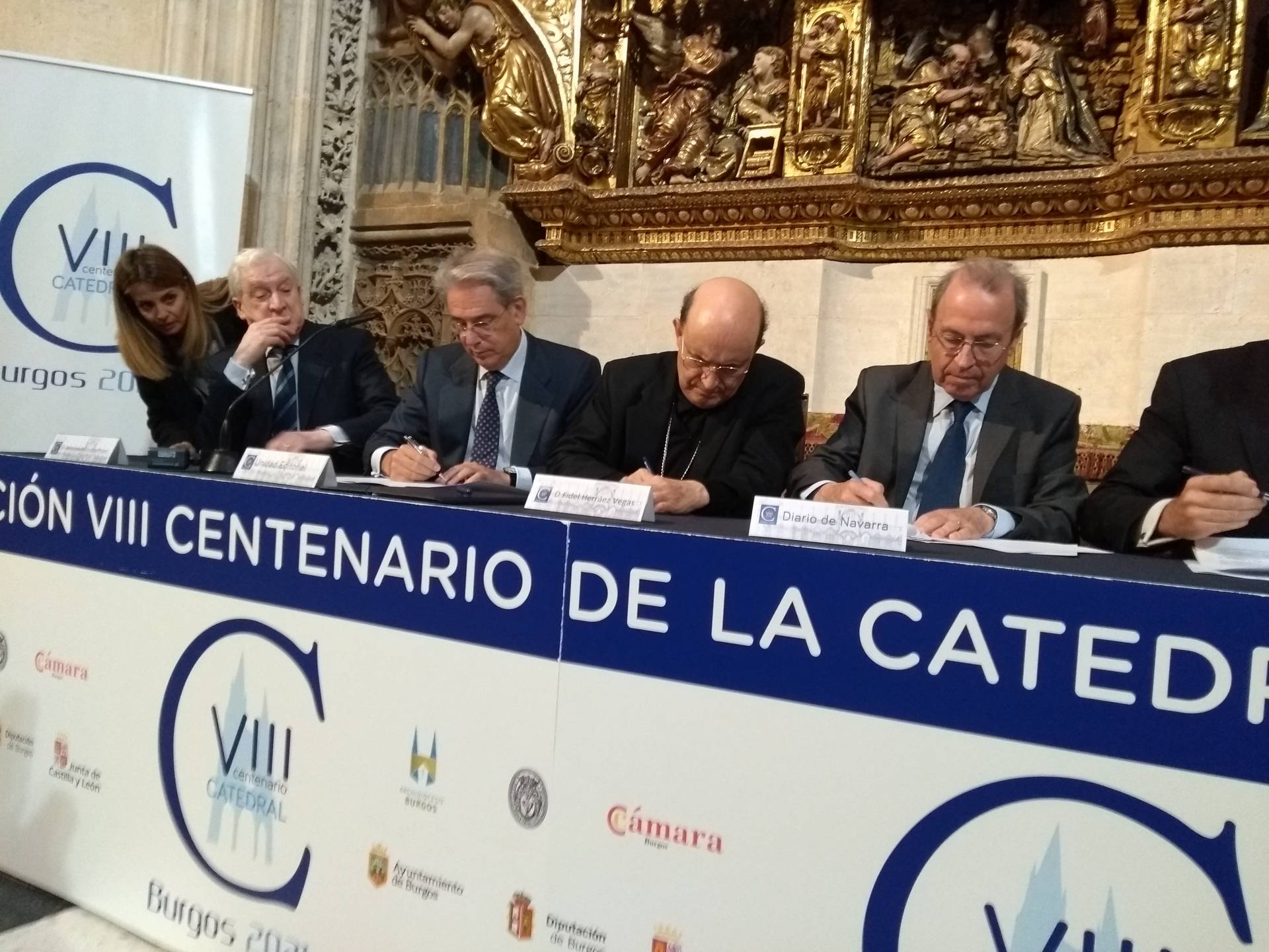 Tres empresas de comunicación más se comprometen a difundir las actividades del VIII Centenario de la Catedral 2 conveenio fundacion5