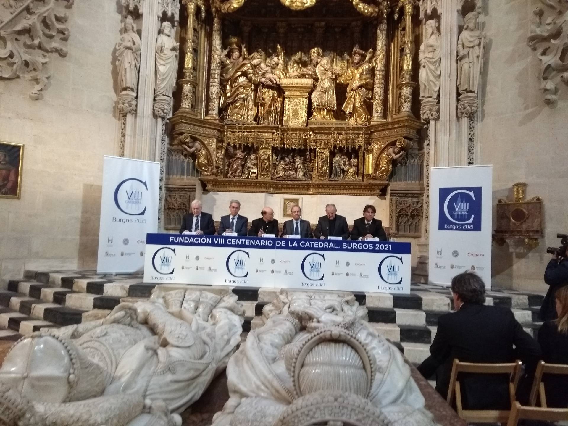 Tres empresas de comunicación más se comprometen a difundir las actividades del VIII Centenario de la Catedral 5 convenio fundacion2