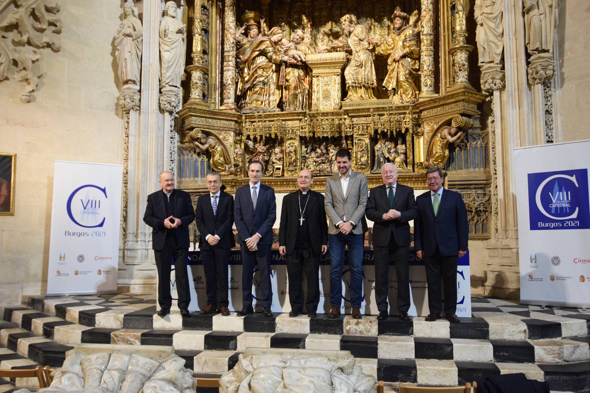 El VIII Centenario de la Catedral cuenta también con el respaldo de Liberbank 3 convenio liberbank_2