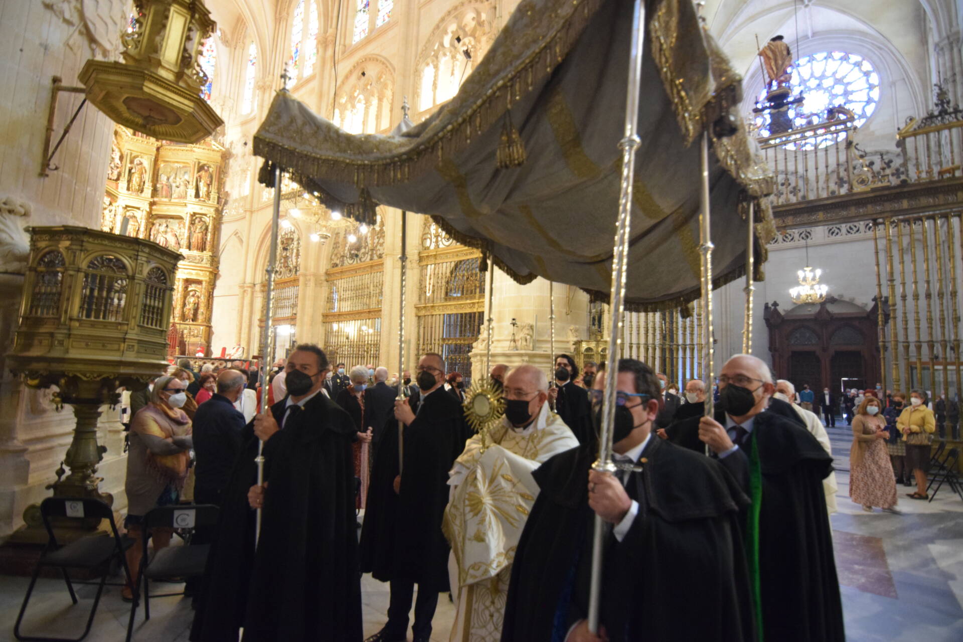 «Nada hay tan comprometido y exigente como celebrar la eucaristía» 1 corpus christi eucaristia