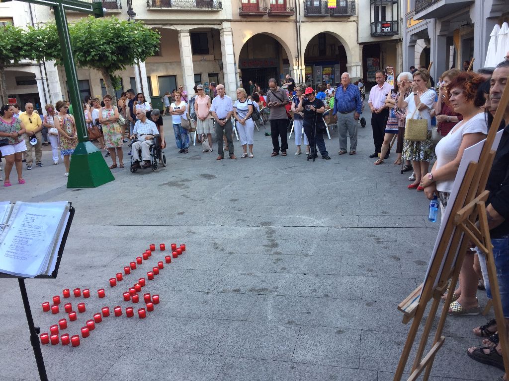 Católicos, ortodoxos y evangélicos de Aranda rezan juntos por los cristianos perseguidos 1 cristianos-perseguidos-1.jpg