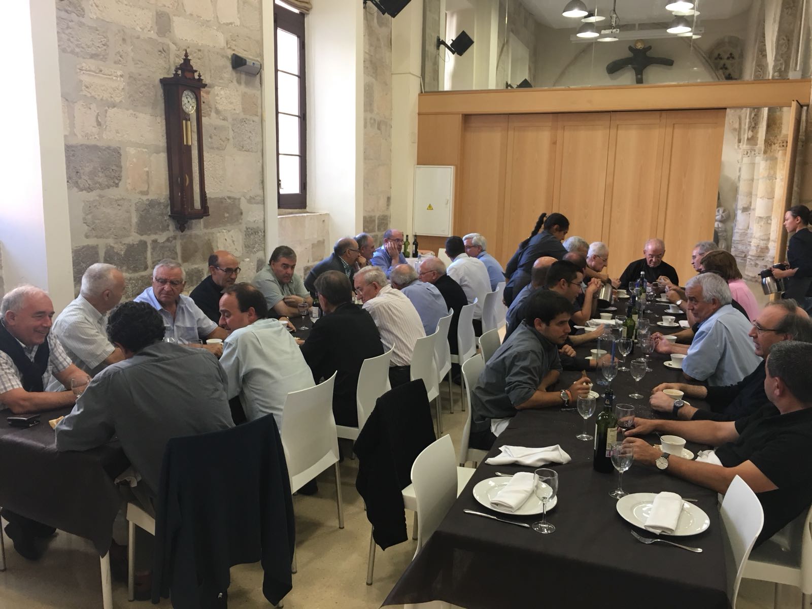 «Universidad de curas»: una tradición para dar inicio al curso pastoral en la ciudad 2 curas burgos 2