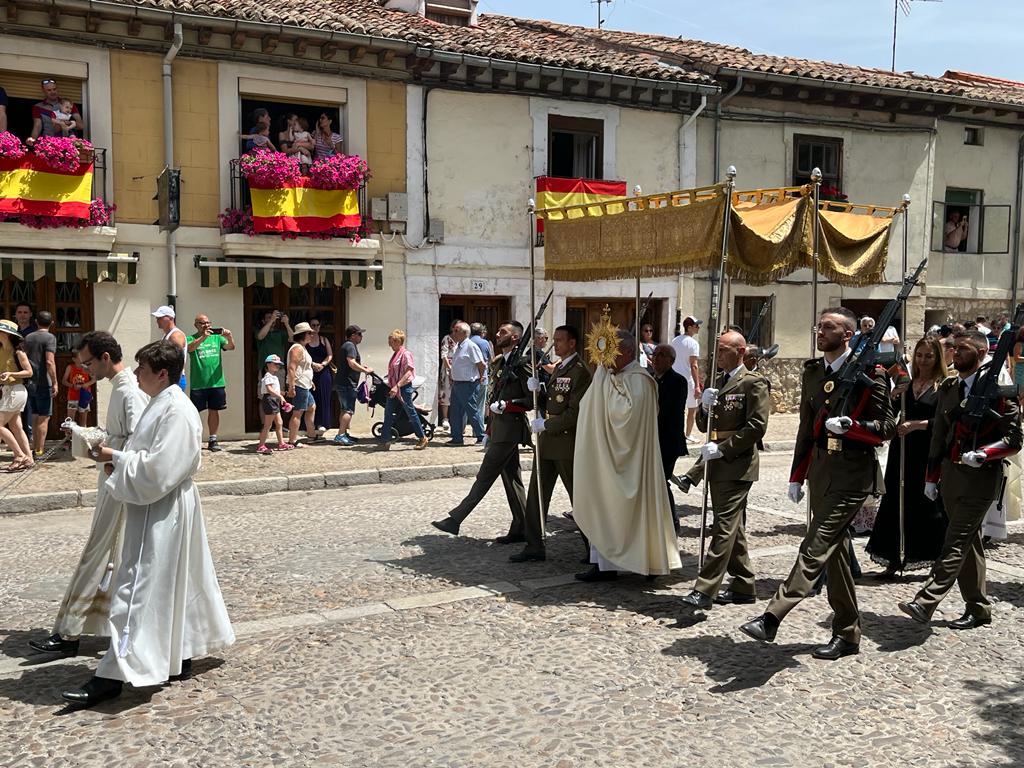Una vez más, tradición y diversión se unen en el Curpillos de Burgos 1 curpillos