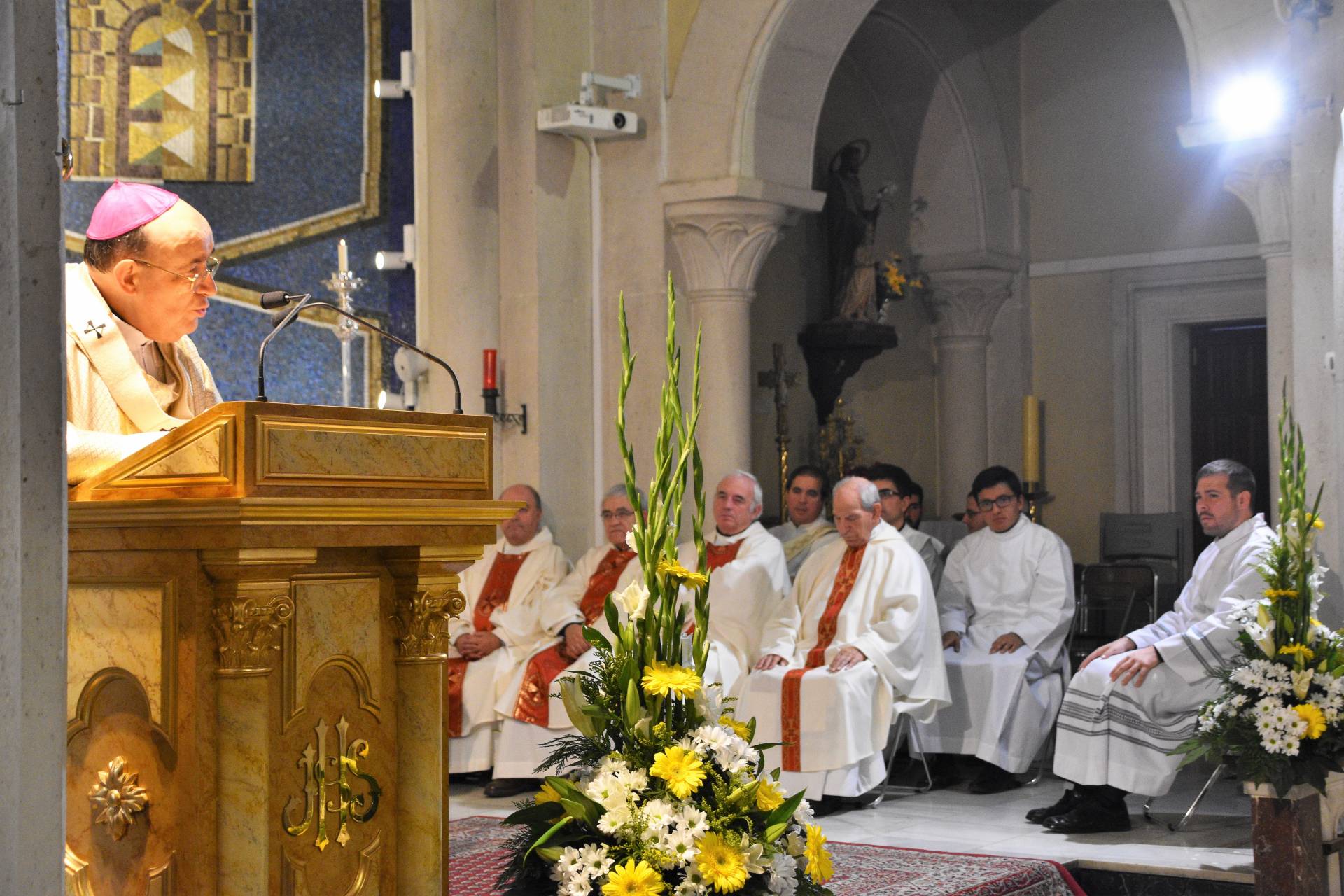 «Disponibilidad para la acción, humildad para el servicio y perseverancia en la oración» 2 diacono pablo_11