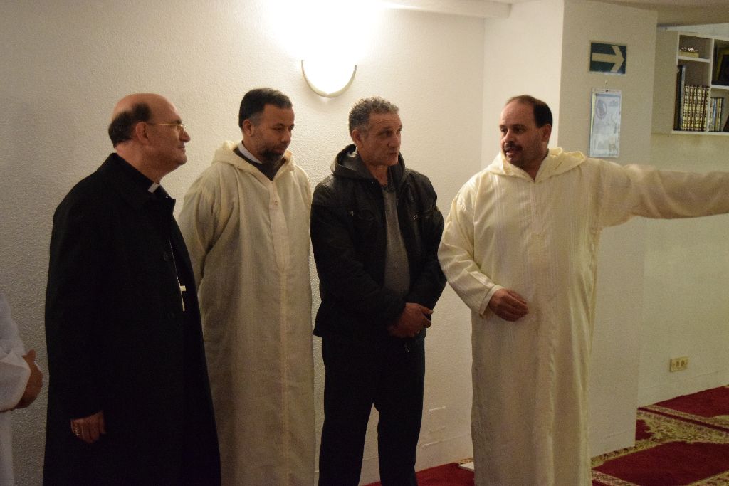 «Cristianos y musulmanes tenemos mucho que compartir» 3 dialogo-cristianos-musulmanes3.jpg