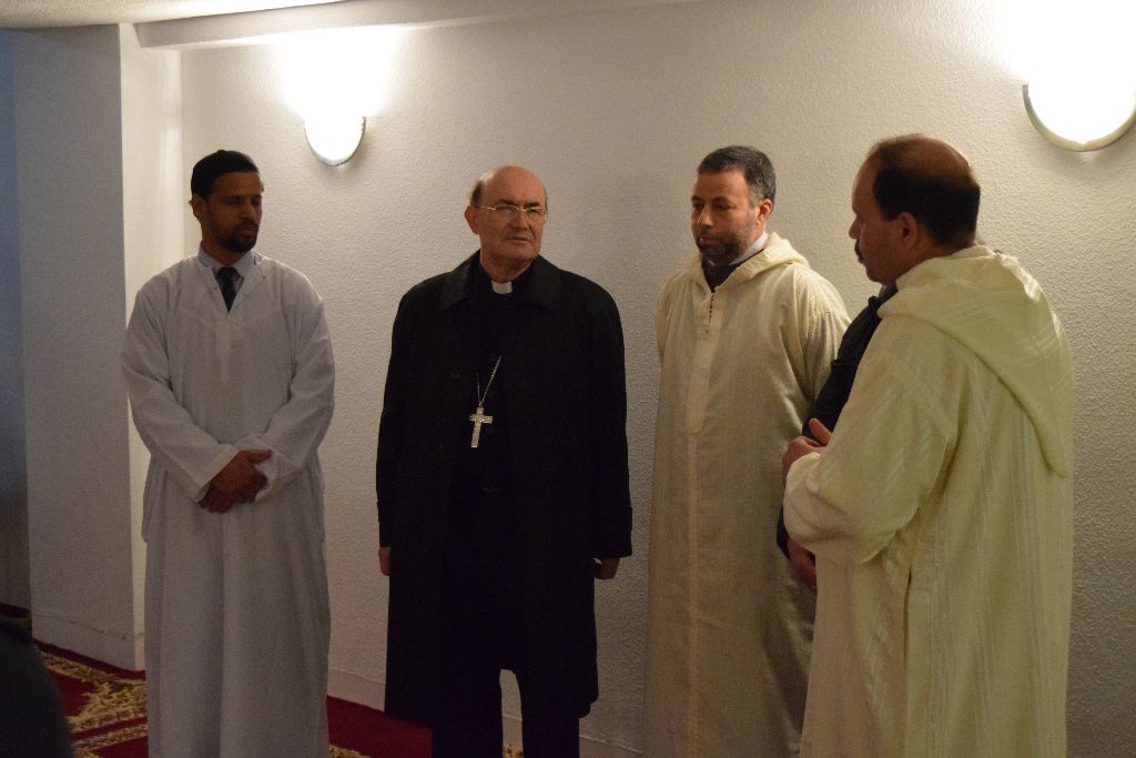 «Cristianos y musulmanes tenemos mucho que compartir» 4 dialogo-cristianos-musulmanes4.jpg