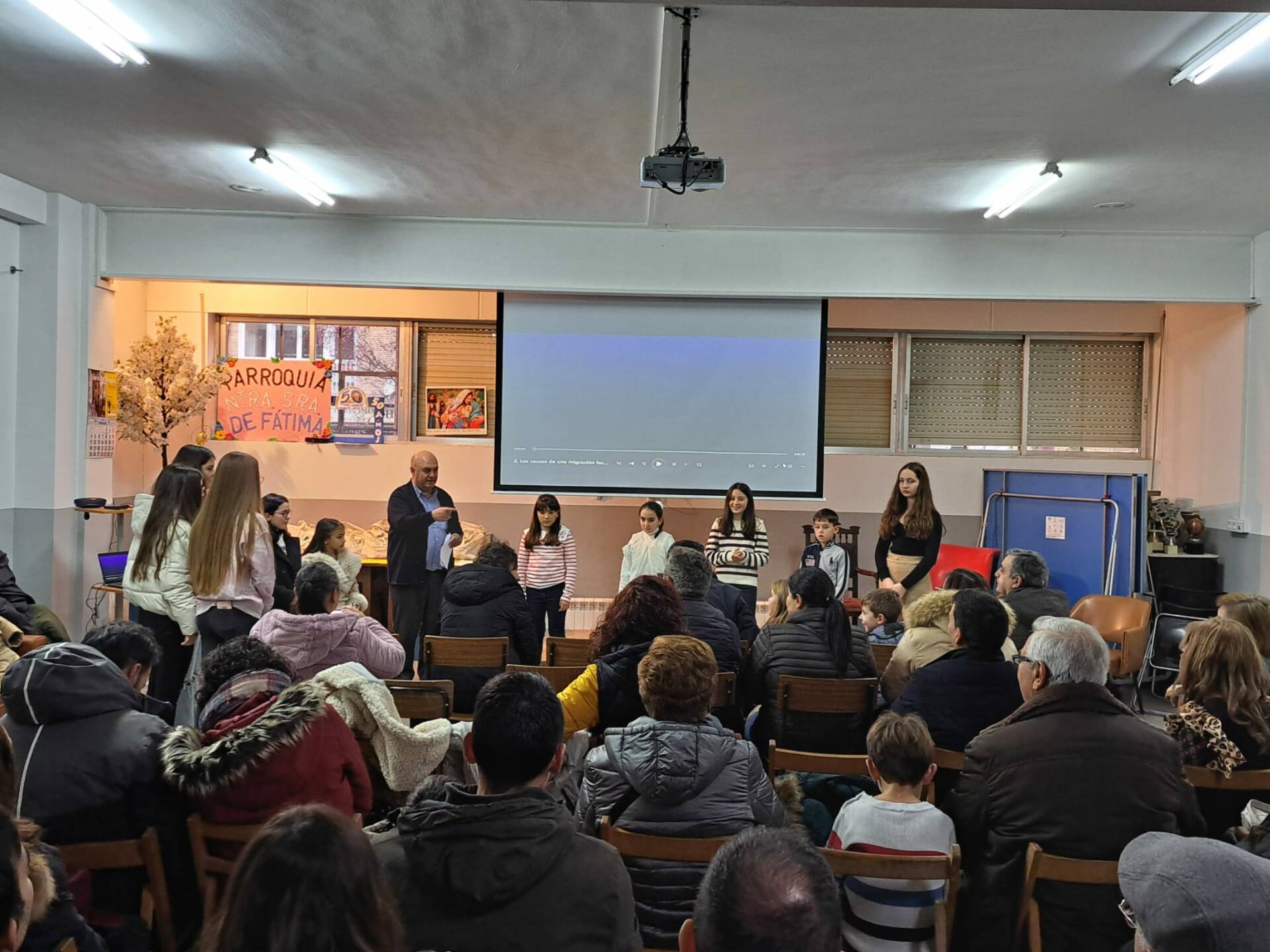 Premios a los mejores dibujos y relatos sobre las migraciones 4 dibujos y relatos