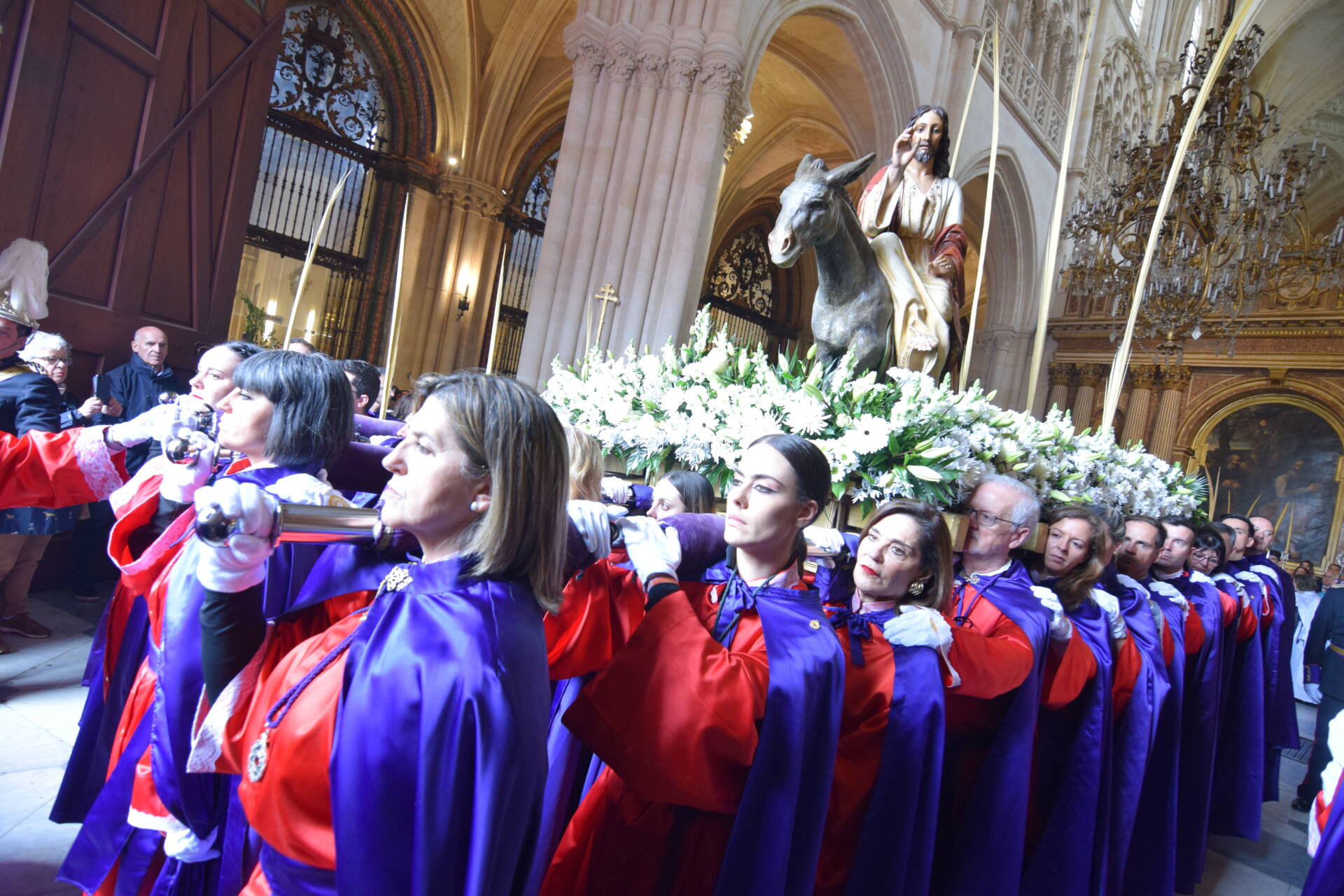 La lluvia desluce la mañana del Domingo de Ramos 4 Domingo de Ramos borriquilla Burgos