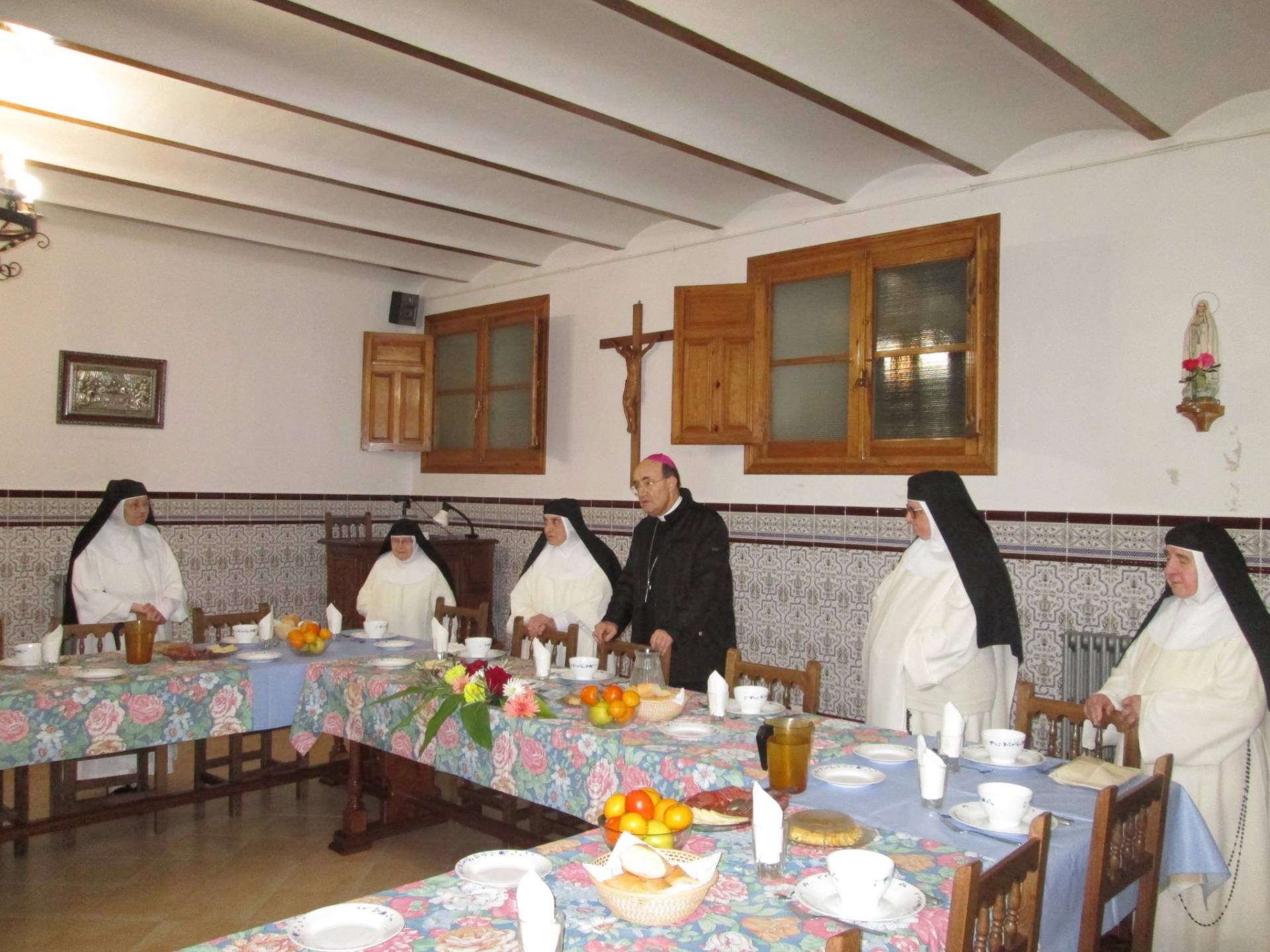 Caleruega recibe la visita pastoral de don Fidel Herráez 2 dominicas caleruega 3