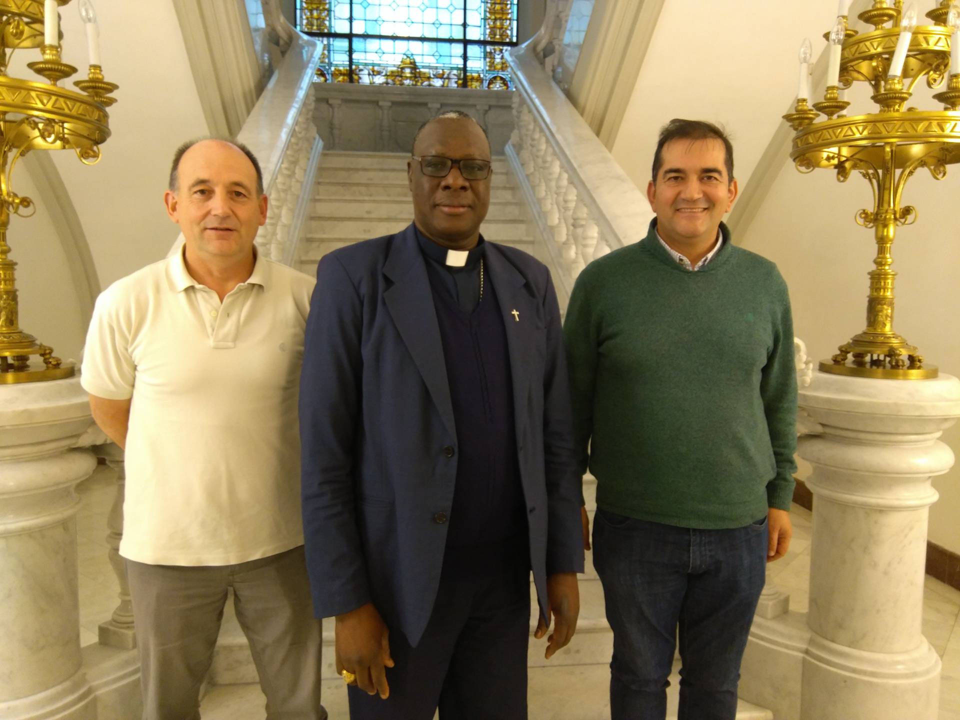 Monseñor Dominique Banlene: «Trabajamos para asegurar lo que los misioneros nos han dejado» 1 dominique