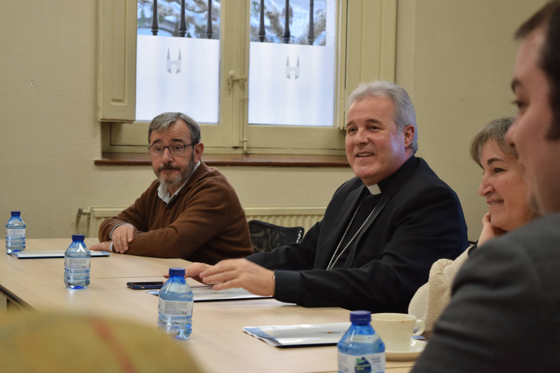 Mons. Iceta recibe a los comunicadores burgaleses en el día de su patrono 3 Mons. Iceta recibe a los comunicadores burgaleses en el día de su patrono