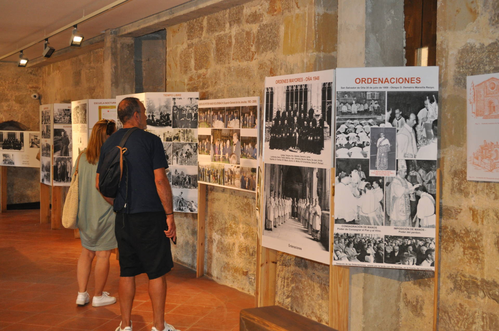 Una exposición ensalza la presencia de los Jesuitas en Oña y comarca 2 DSC_1611-001