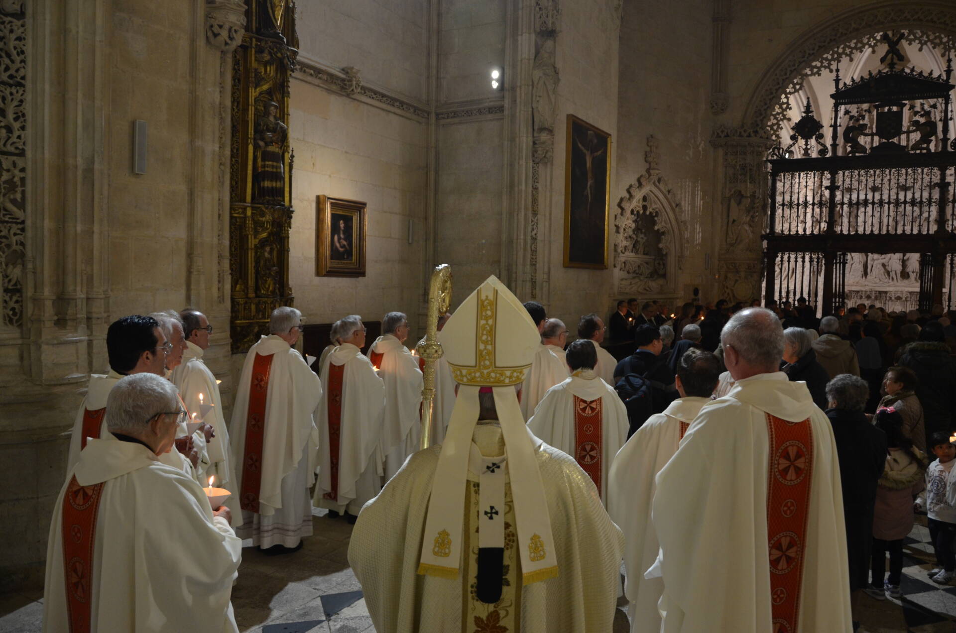 Mons. Iceta, a los consagrados, en su fiesta: «¡Qué importante es aprender a esperar y esperar bien!» 7 DSC_8142
