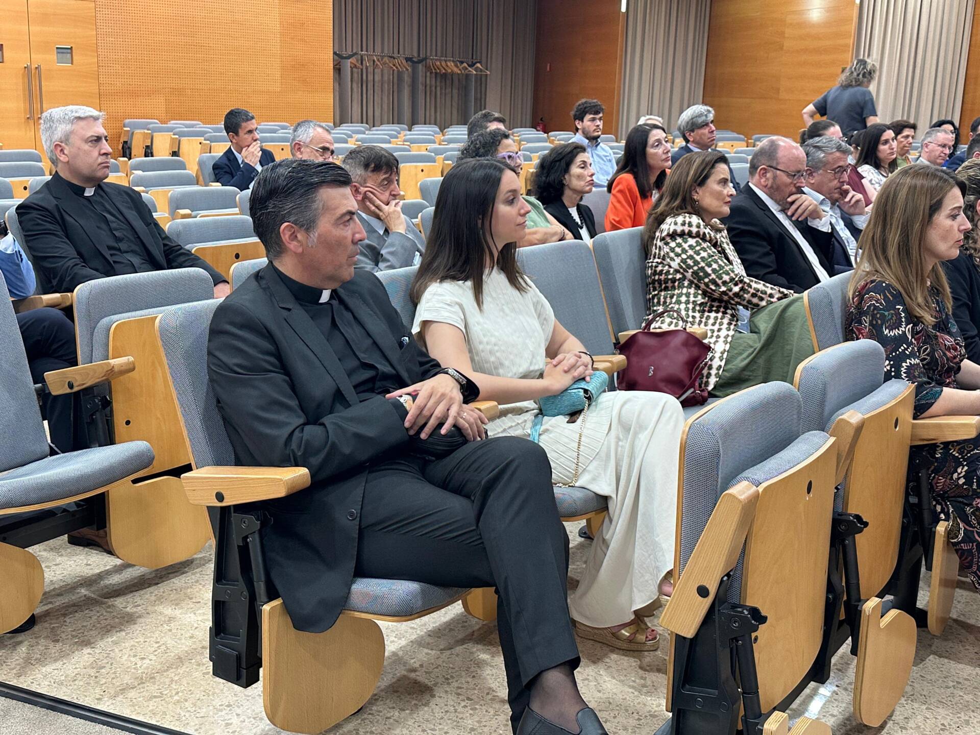 La ecónoma de la archidiócesis recibe el Sello de Calidad y Transparencia de Infoparticipa 3 La ecónoma de la archidiócesis recibe el Sello de Calidad y Transparencia de Infoparticipa