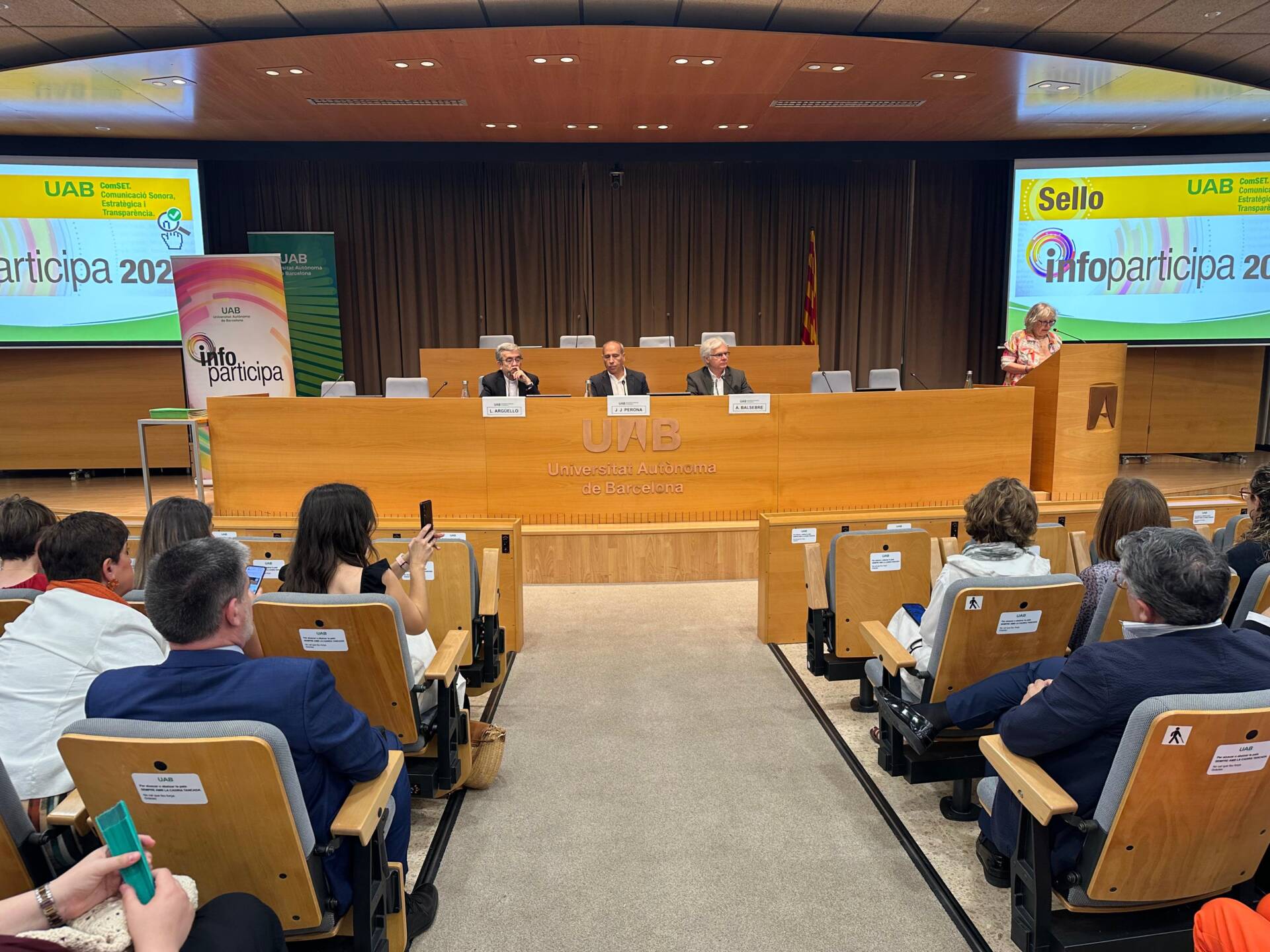 La ecónoma de la archidiócesis recibe el Sello de Calidad y Transparencia de Infoparticipa 5 La ecónoma de la archidiócesis recibe el Sello de Calidad y Transparencia de Infoparticipa