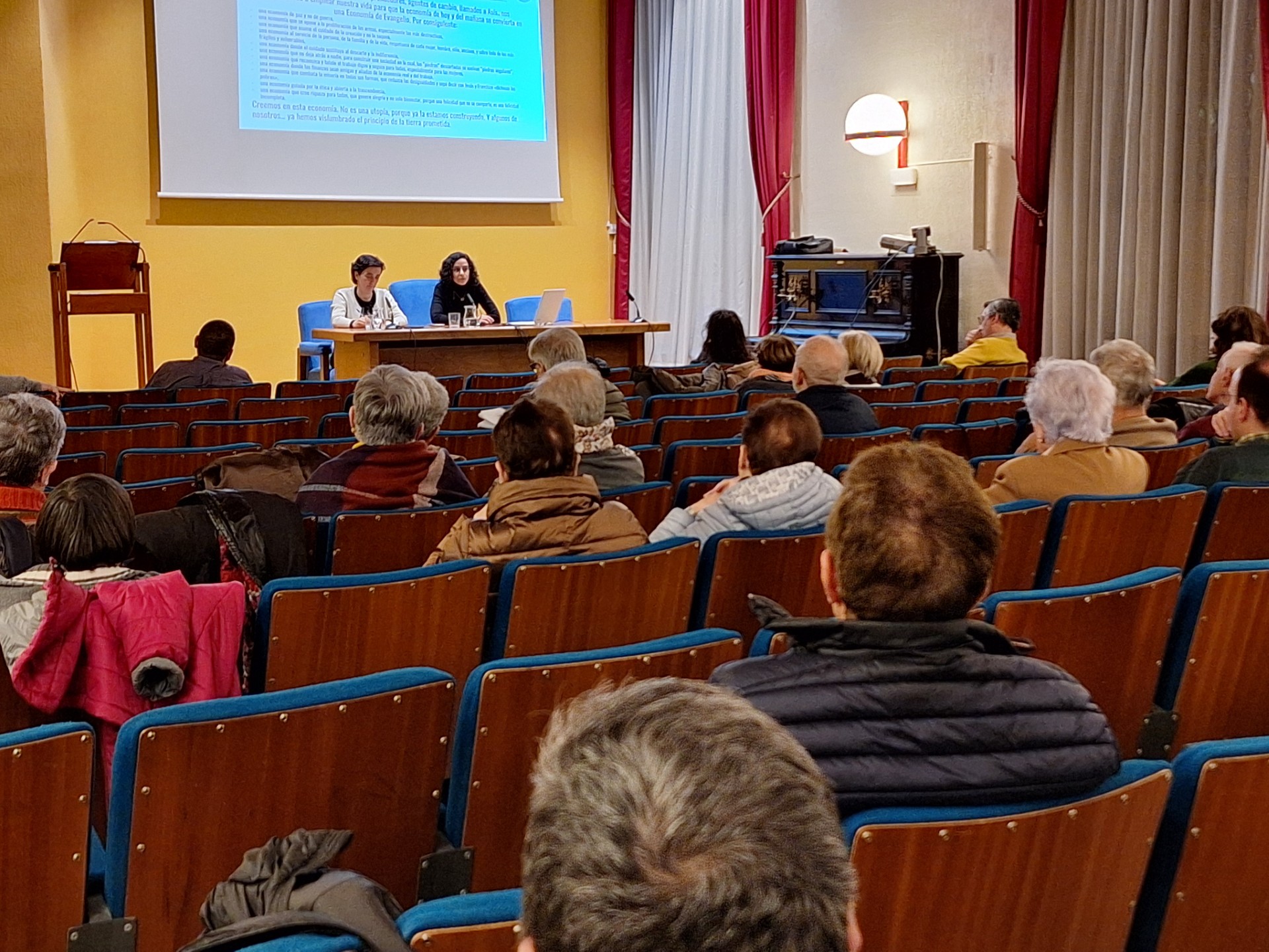 La «economía de Francisco» marca las jornadas de divulgación de la Doctrina Social de la Iglesia 1 economía de francisco