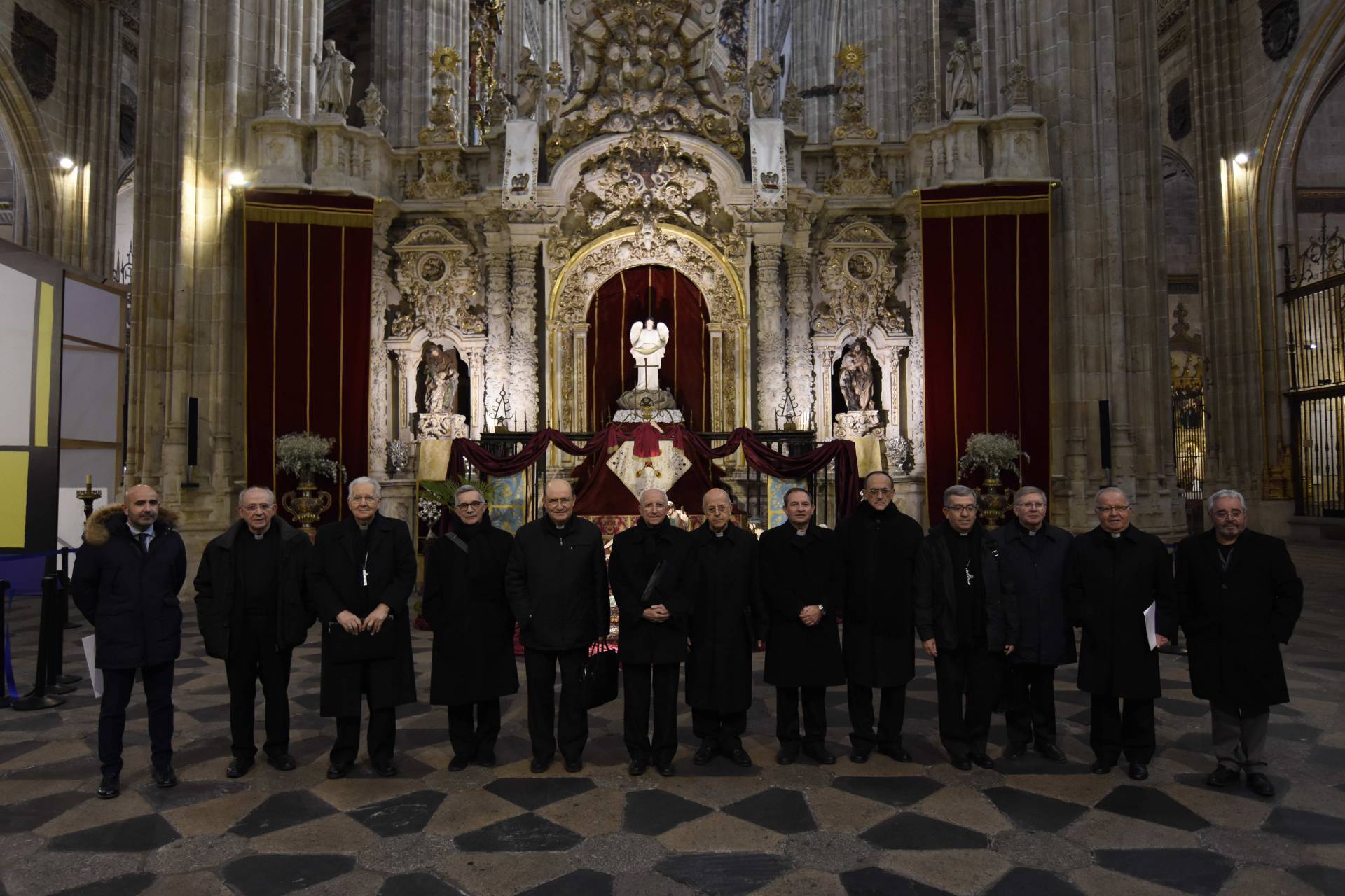 Los patronos de la fundación de Las Edades del Hombre se dan cita en Salamanca 4 edades del hombre patronato_4
