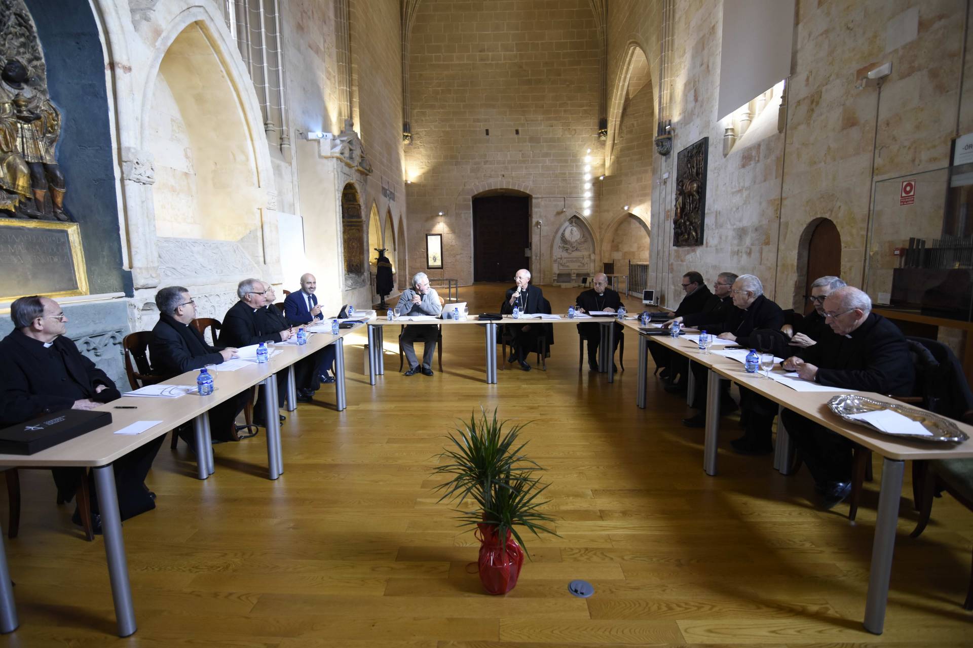 Los patronos de la fundación de Las Edades del Hombre se dan cita en Salamanca 5 edades del hombre patronato_5