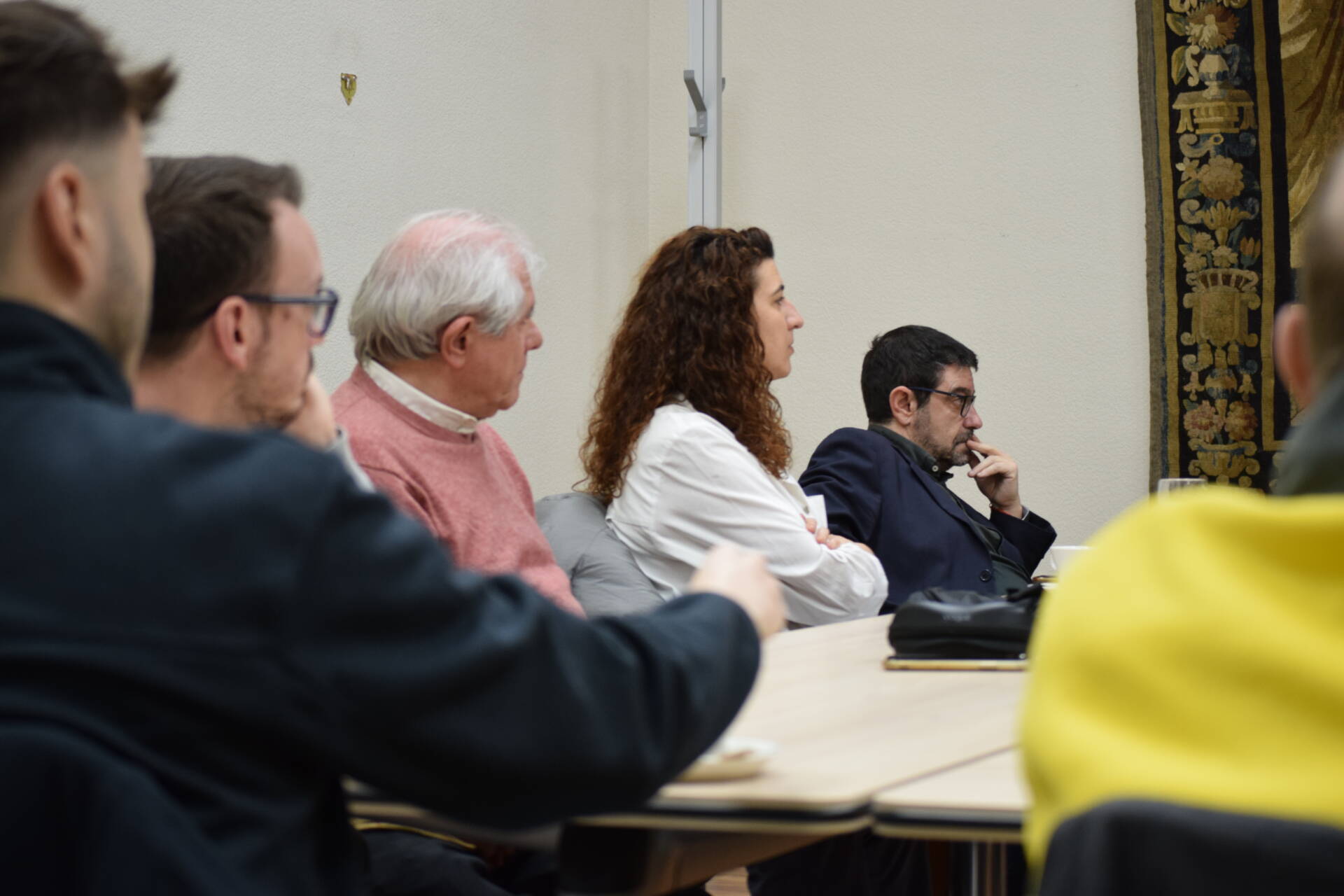 El arzobispo mantiene un encuentro con los comunicadores de la provincia 3 encuentro-arzobispo-comunicadores_00018