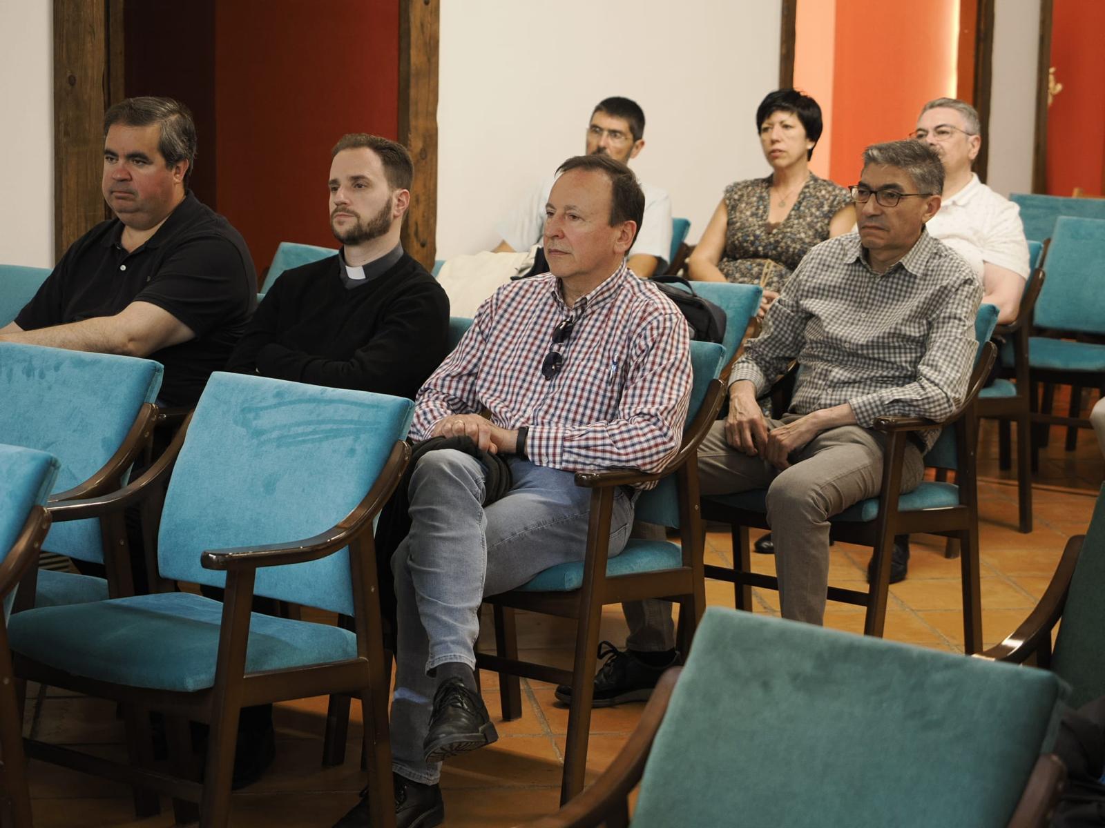 Los diáconos de la archidiócesis participan en el encuentro de diáconos permanentes de Castilla y León 1 encuentro-diaconos-cyl_01