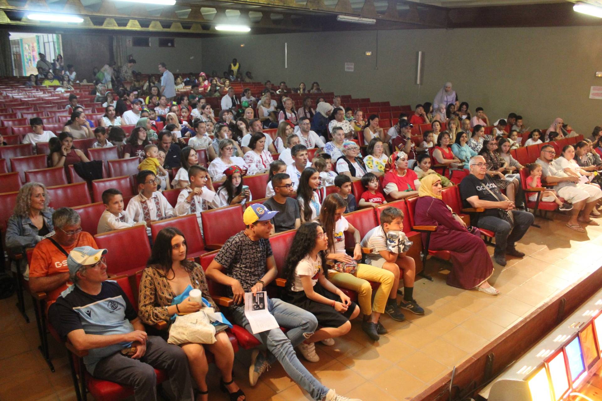El XIV Encuentro de Naciones en Aranda de Duero triunfa a pesar del mal tiempo 5 encuentro naciones aranda 5