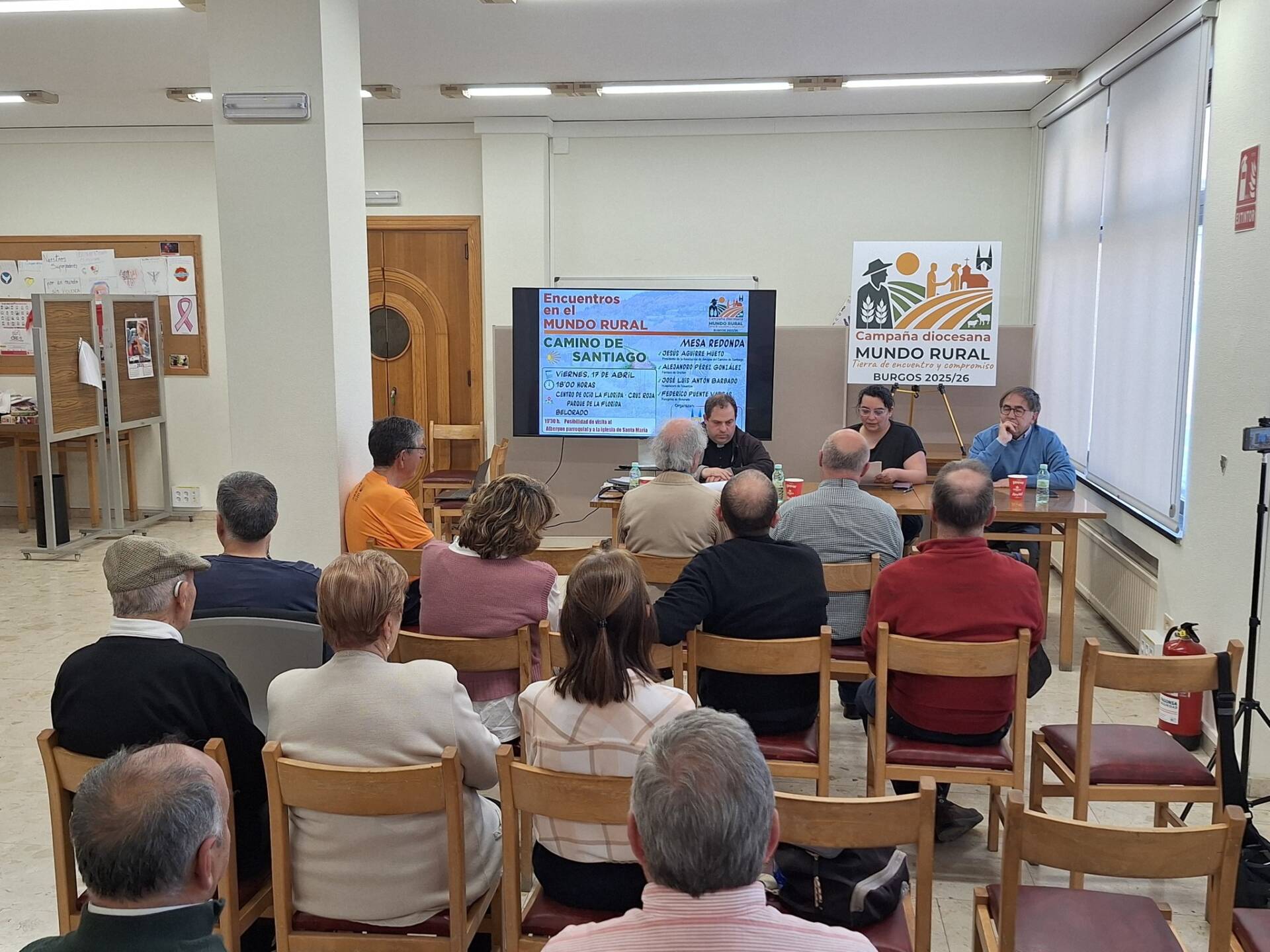 «El Camino transforma los pueblos por donde pasa y las personas» 5 encuentros-mundo-rural-belorado-camino-santiago_04