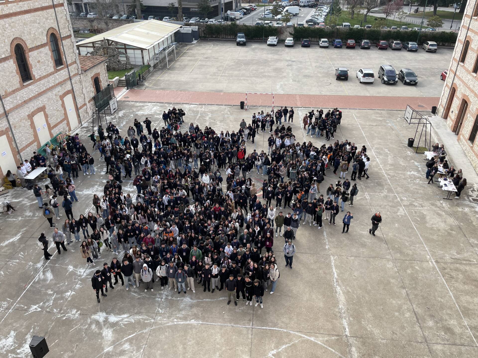 Más de 1.200 estudiantes de la escuela pública de Castilla y León reivindican en Burgos el valor de la asignatura de Religión 5 estudiantes-escuela-publica-castilla-leon-burgos-valor-religion_00037