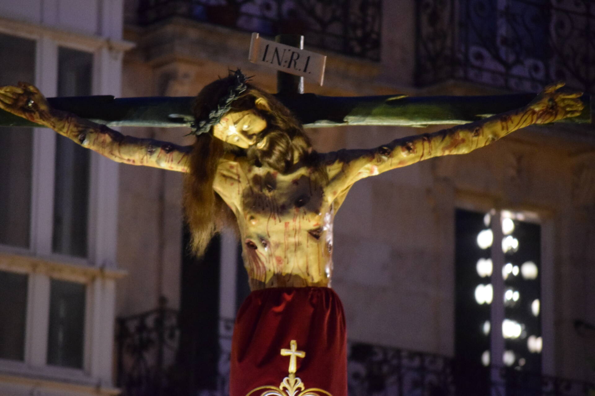 «El Señor ha probado tus sufrimientos y con su cruz te da la vida eterna» 5 exaltacion santa cruz cristo burgos