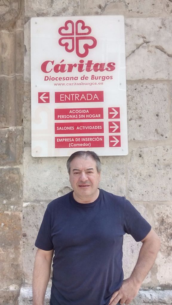 «Con Cáritas he redescubierto al género humano» 1 Fernando es uno de los participantes en Cáritas.