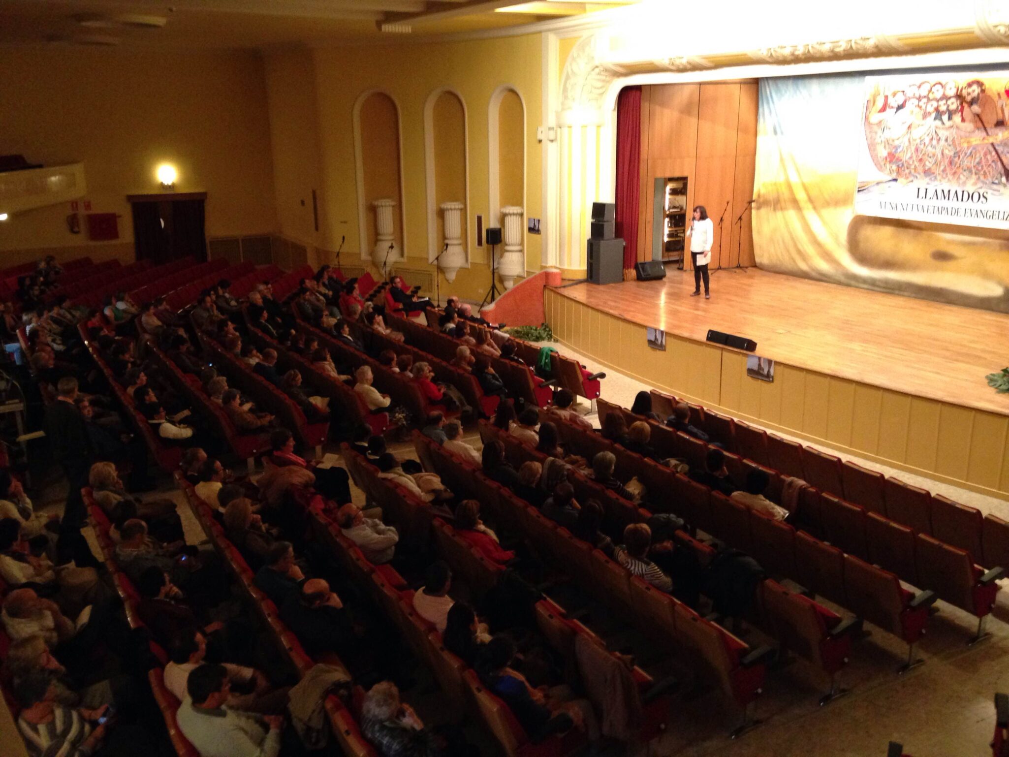 El arzobispo, a los catequistas: "No os acomplejéis, estais regalando oro líquido" 2 fiesta de la fe Burgos